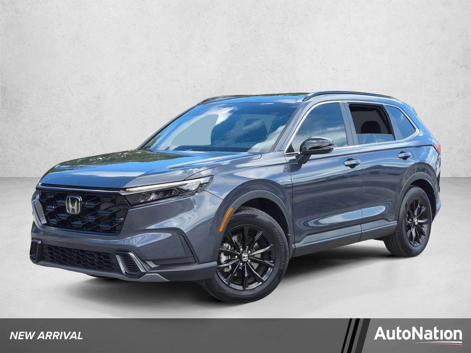 2025 Honda CR-V Hybrid Sport — photo 1 of 15