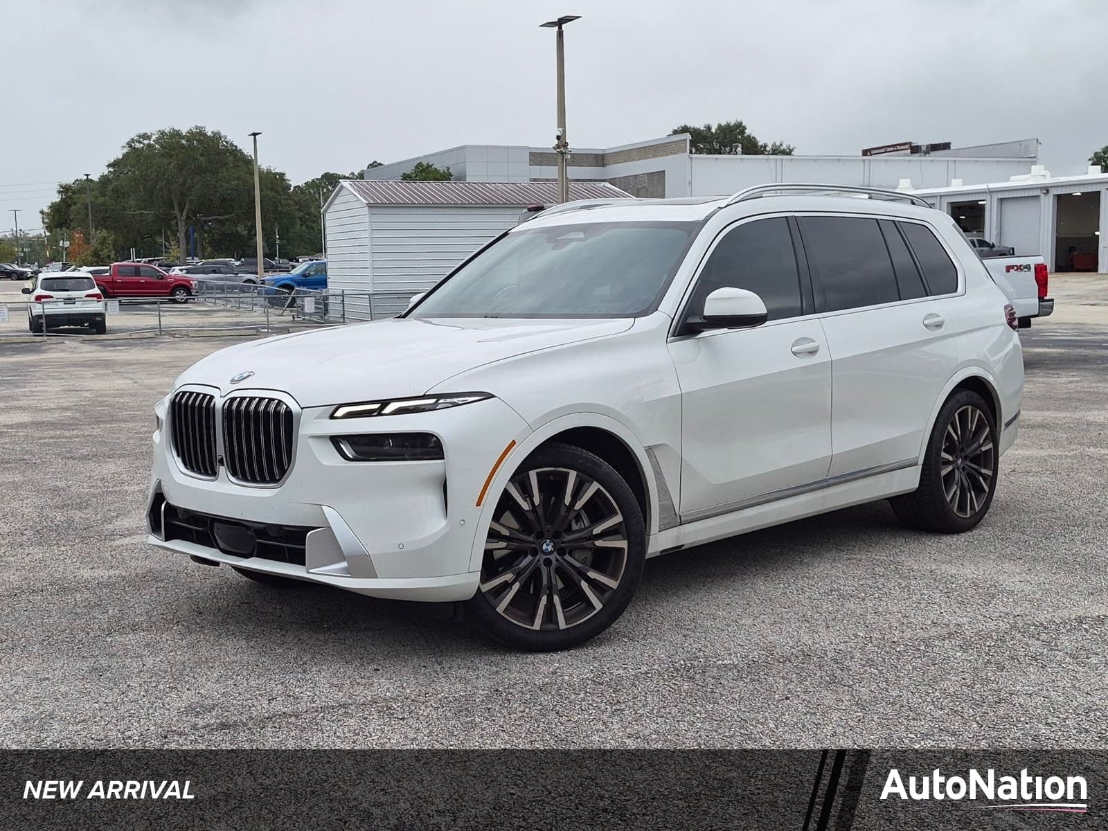 2024 BMW X7 xDrive40i — photo 1 of 15