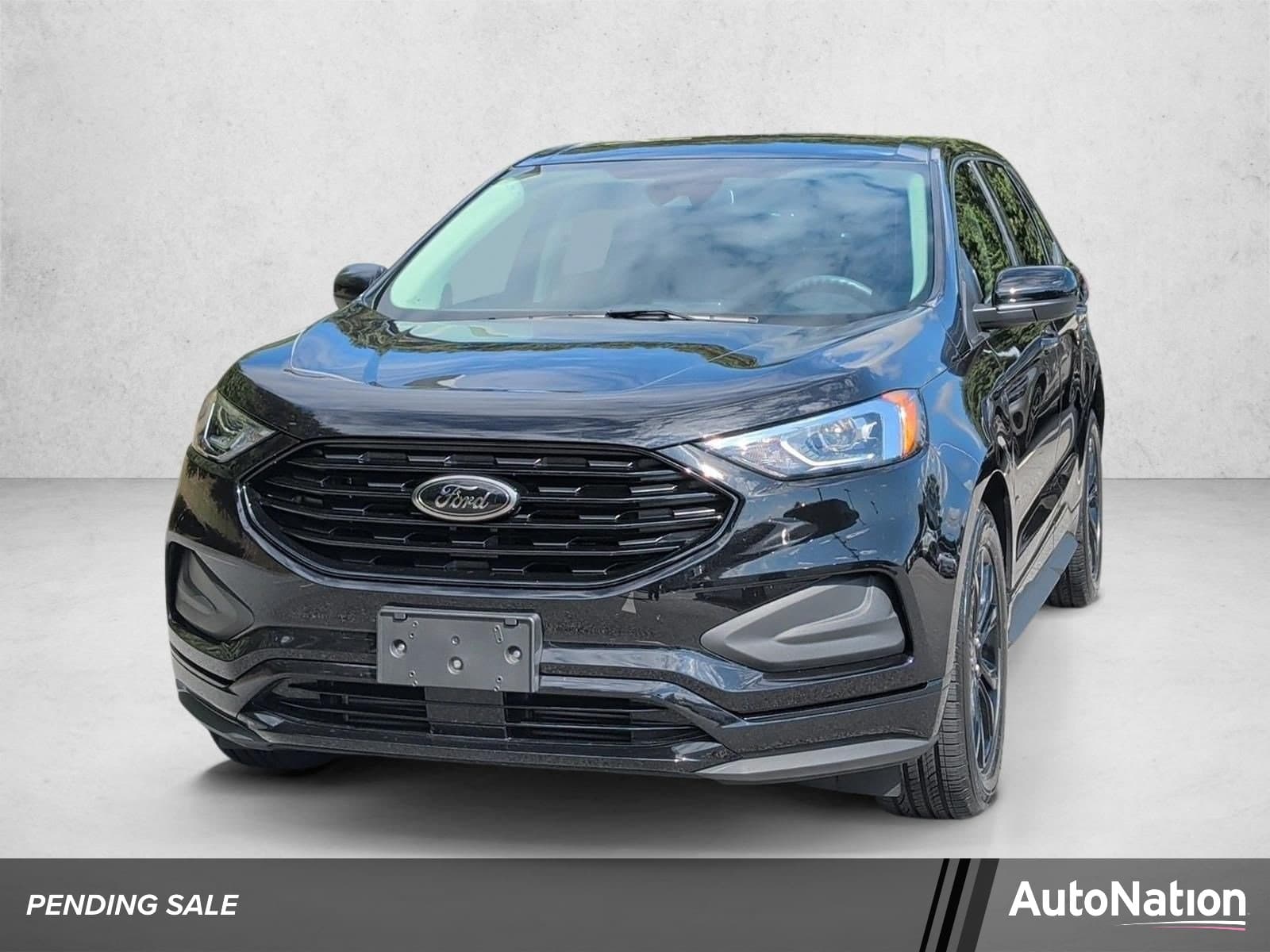 2024 Ford Edge SE — photo 1 of 30