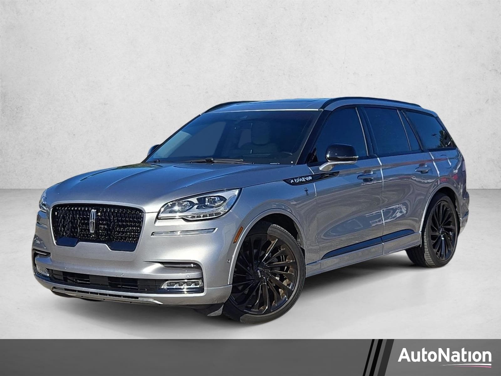 2023 Lincoln Aviator Black Label — photo 1 of 19