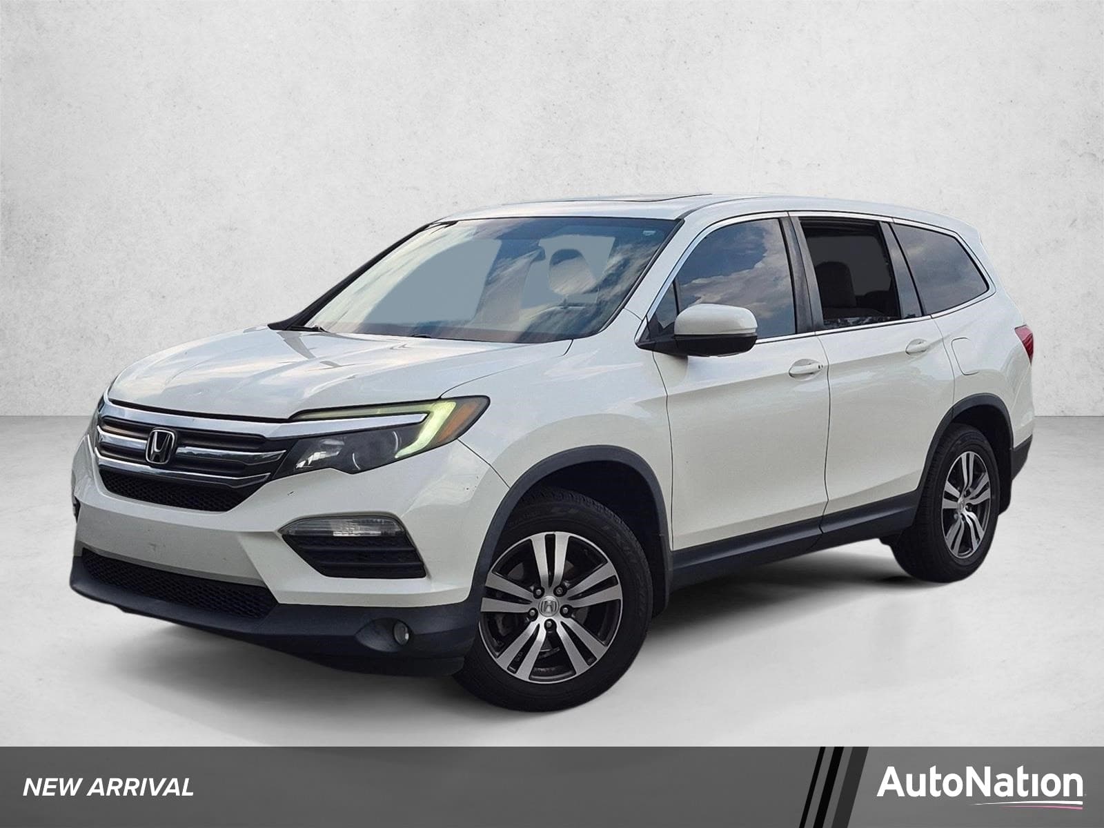 2018 Honda Pilot EX-L — photo 1 of 7