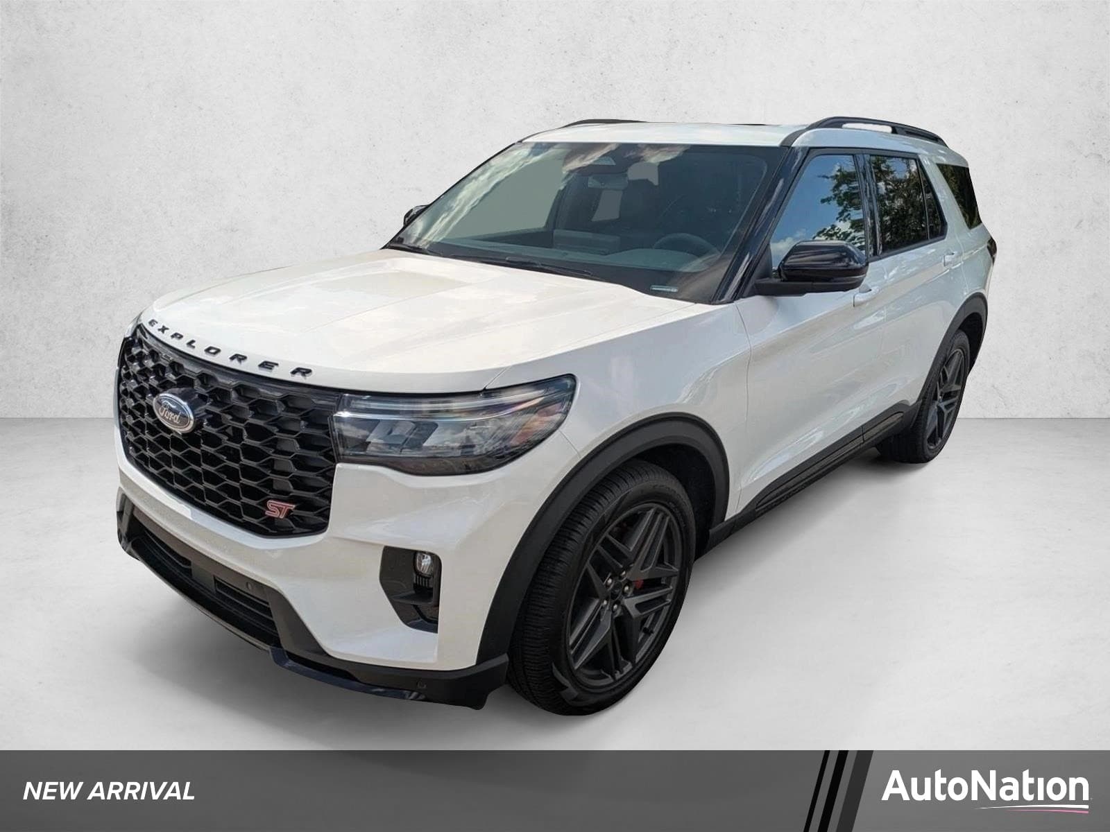 2026 Ford Explorer ST — photo 1 of 24