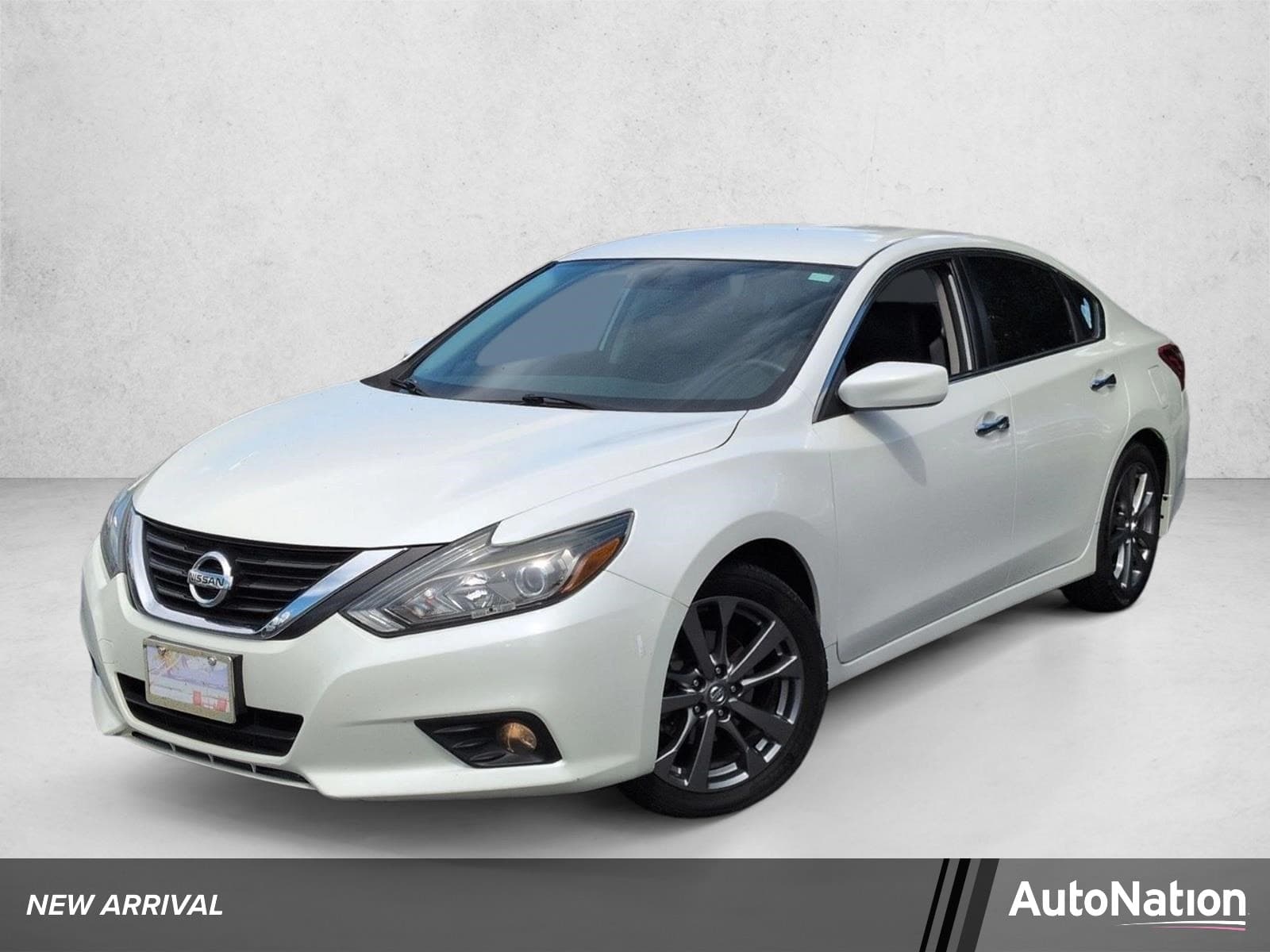 2018 Nissan Altima 2.5 SR — photo 1 of 20