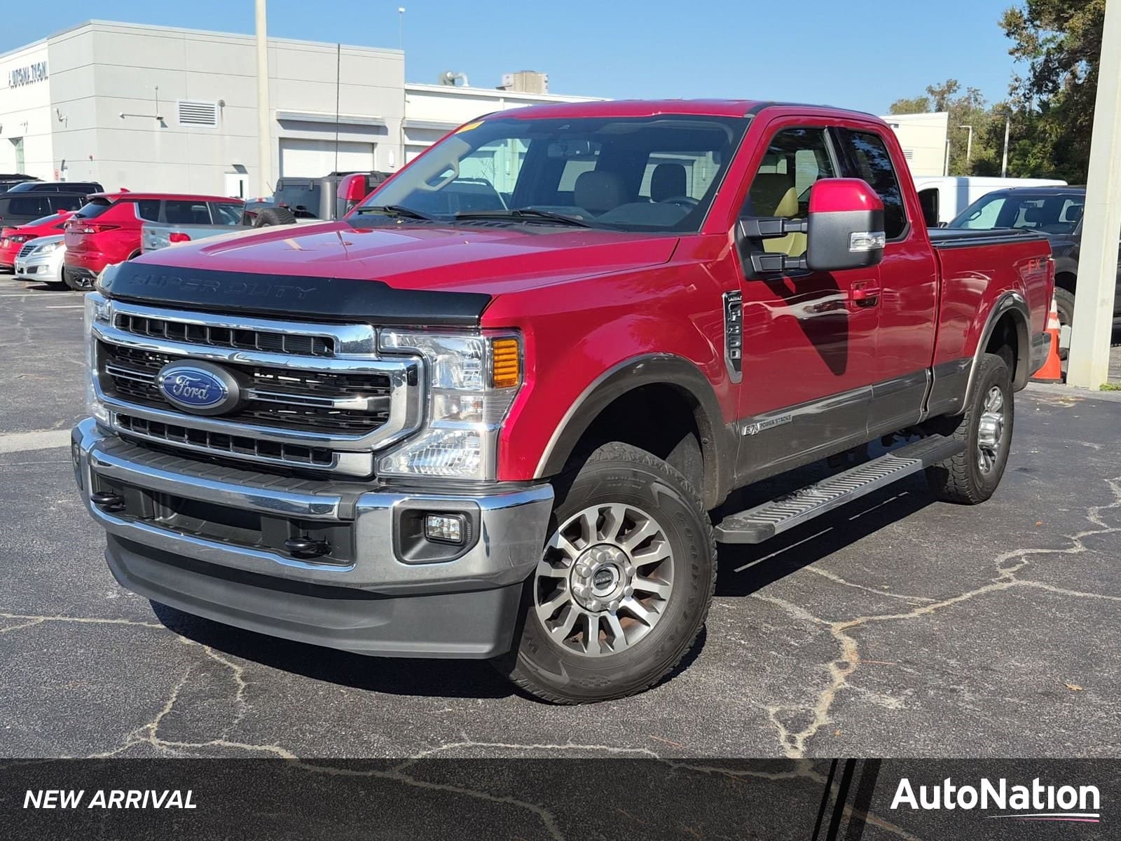 2022 Ford Super Duty F-350 SRW LARIAT — photo 1 of 21