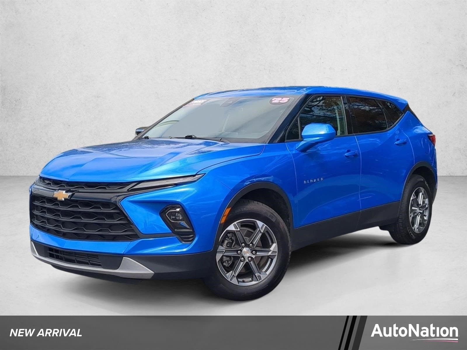 2025 Chevrolet Blazer LT — photo 1 of 21