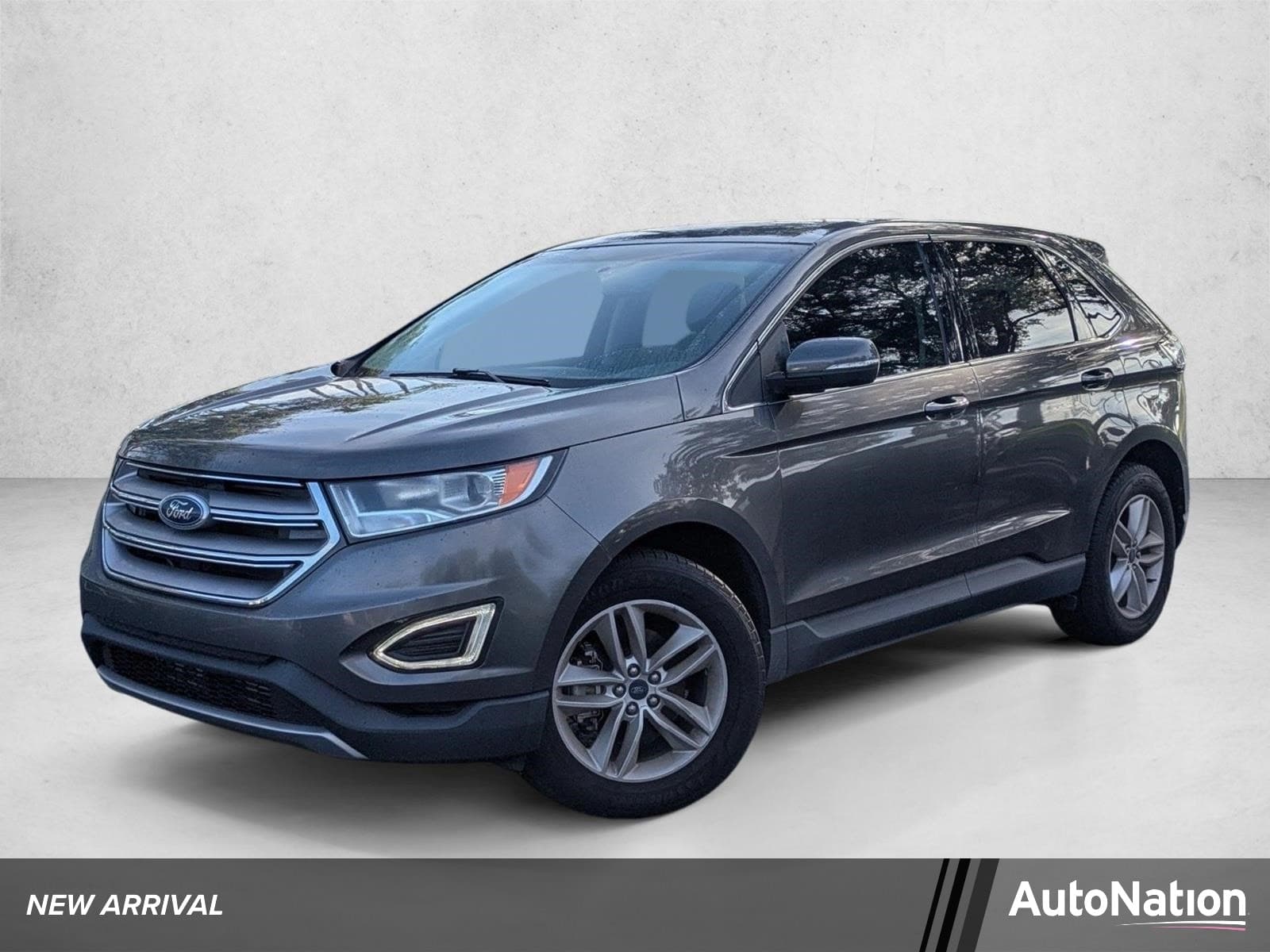 2016 Ford Edge SEL — photo 1 of 15
