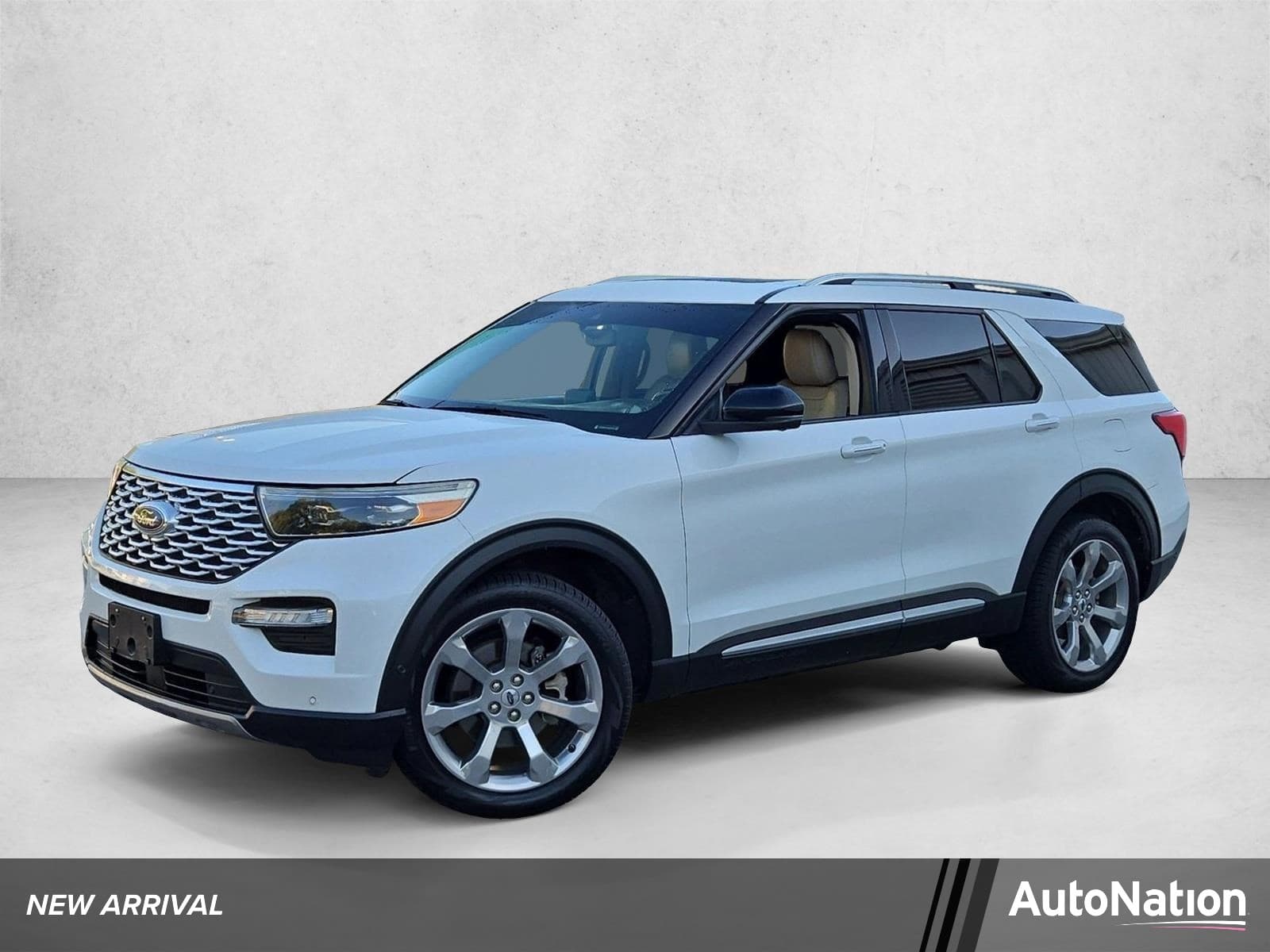 2020 Ford Explorer Platinum — photo 1 of 25