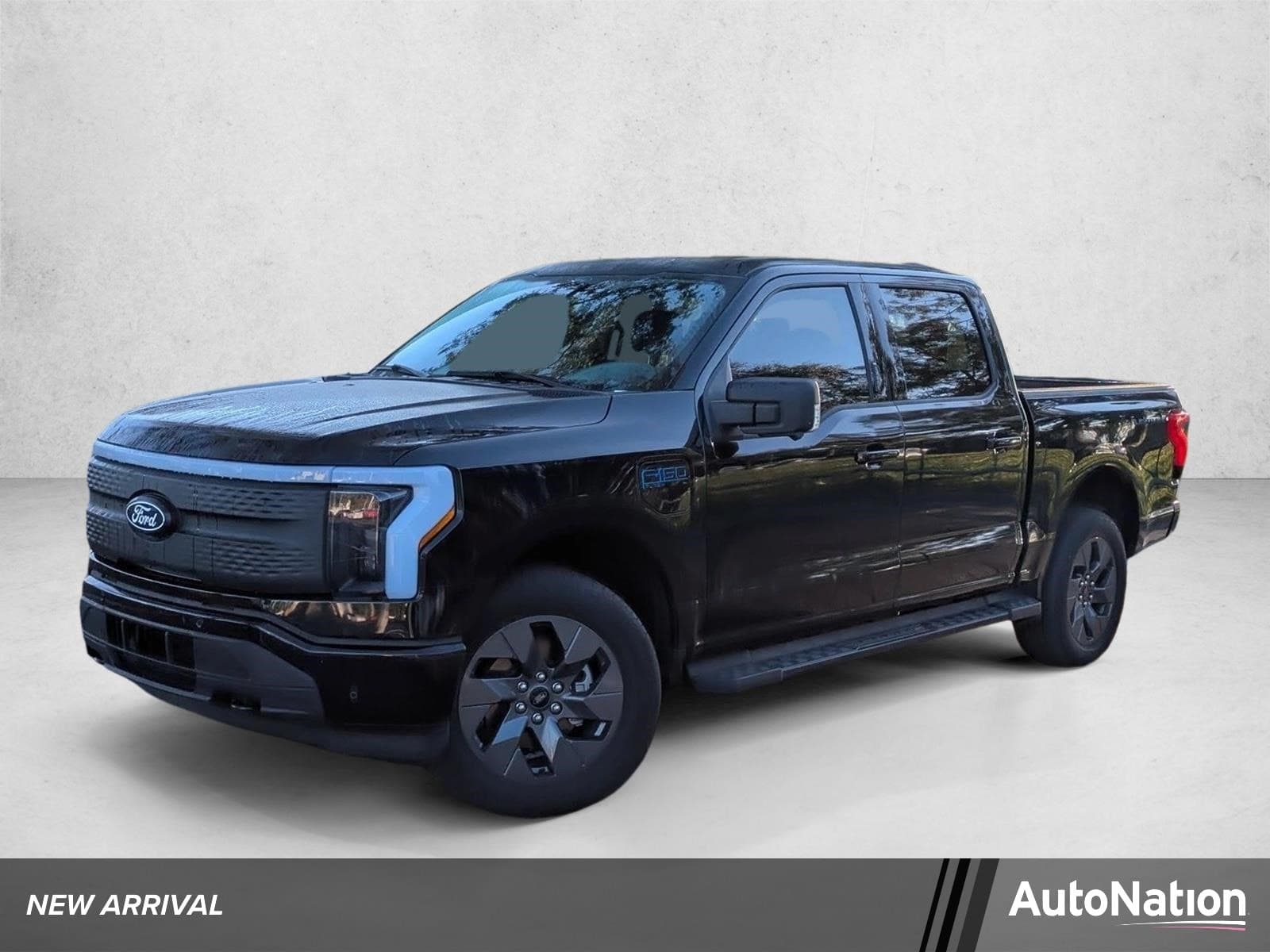 2024 Ford F-150 Lightning Flash — photo 1 of 15