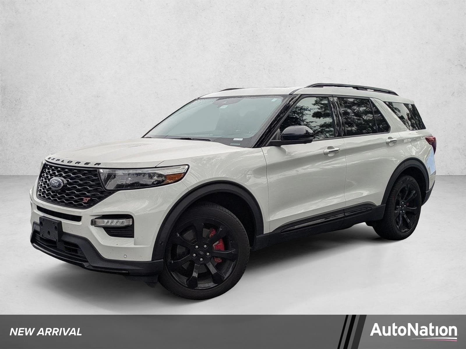 2020 Ford Explorer ST — photo 1 of 15