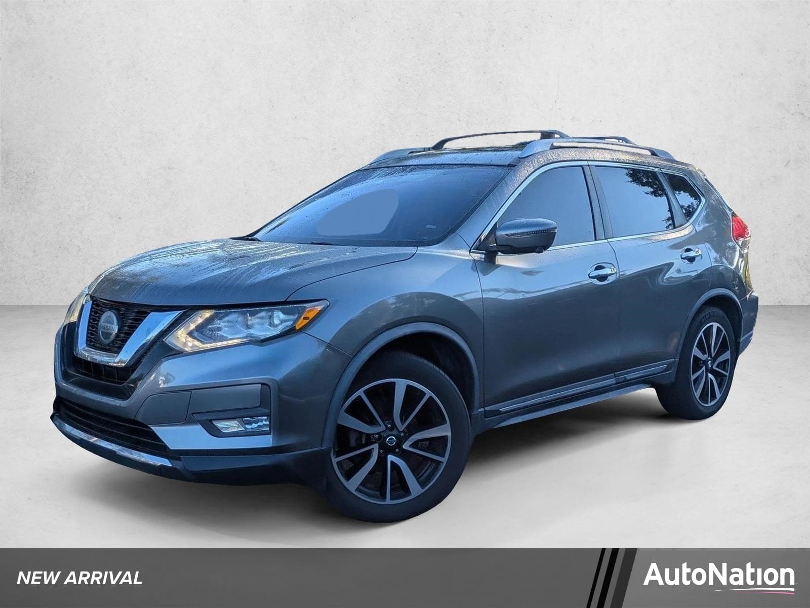2018 Nissan Rogue SL — photo 1 of 15