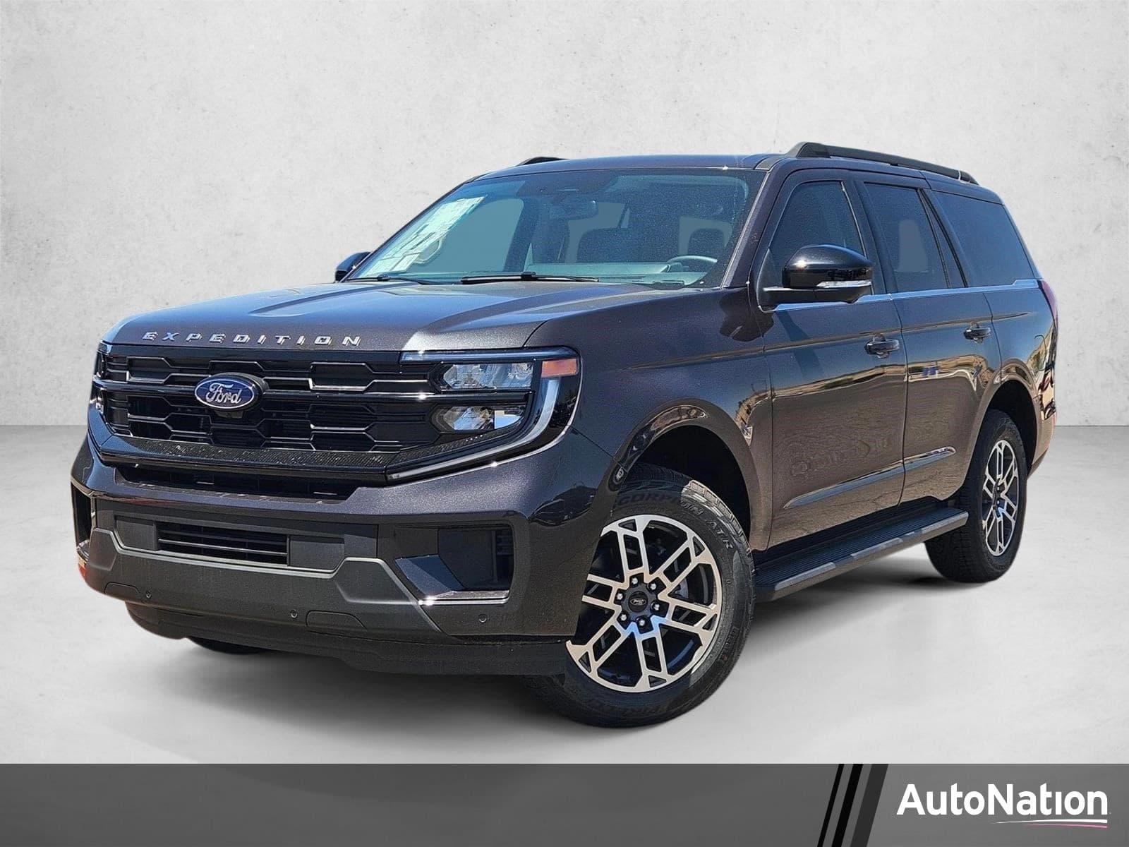 2026 Ford Expedition Active — photo 1 of 18