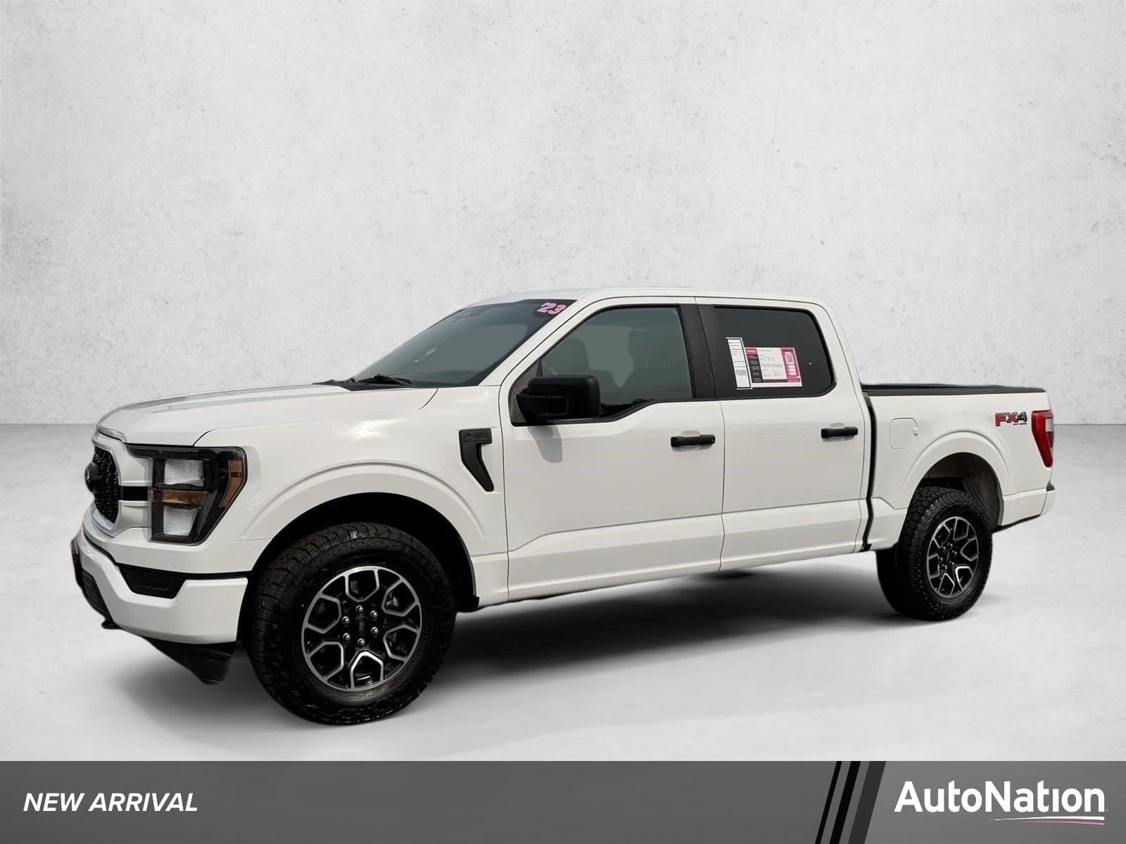 2023 Ford F-150 XL — photo 1 of 20