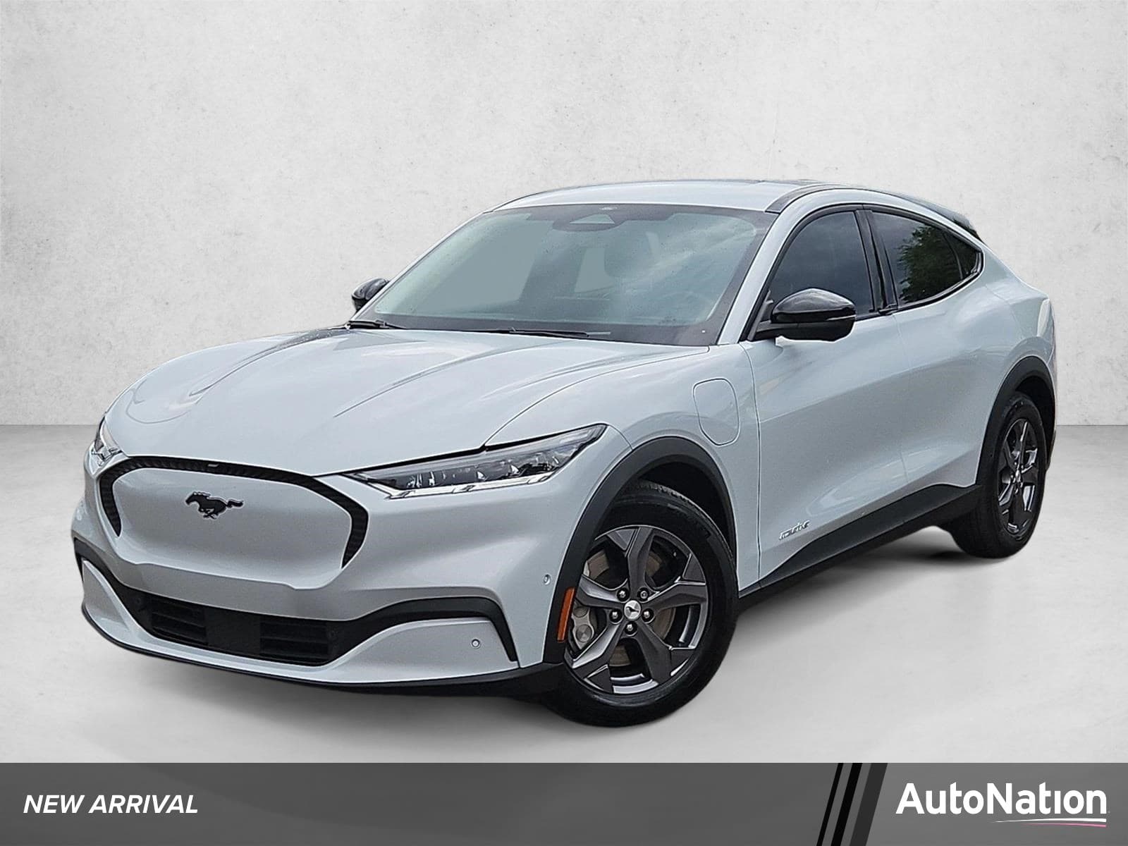2023 Ford Mustang Mach-E Select — photo 1 of 25