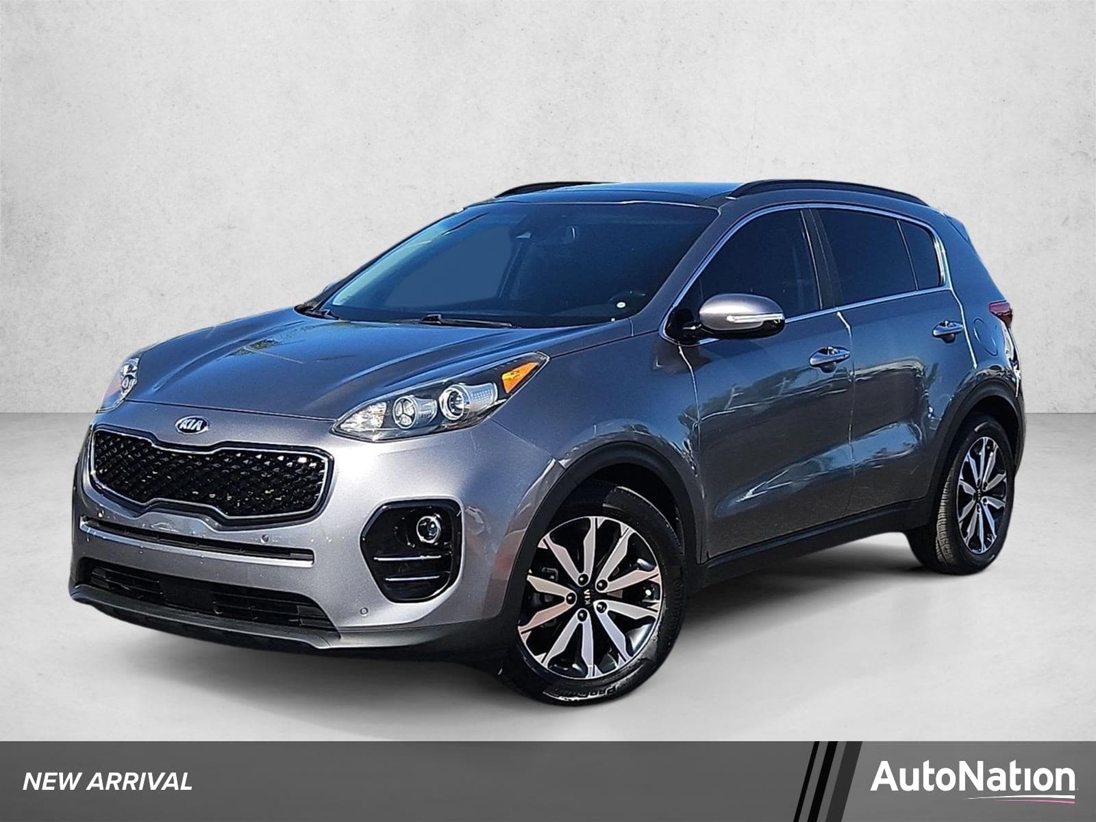 2018 Kia Sportage EX — photo 1 of 27