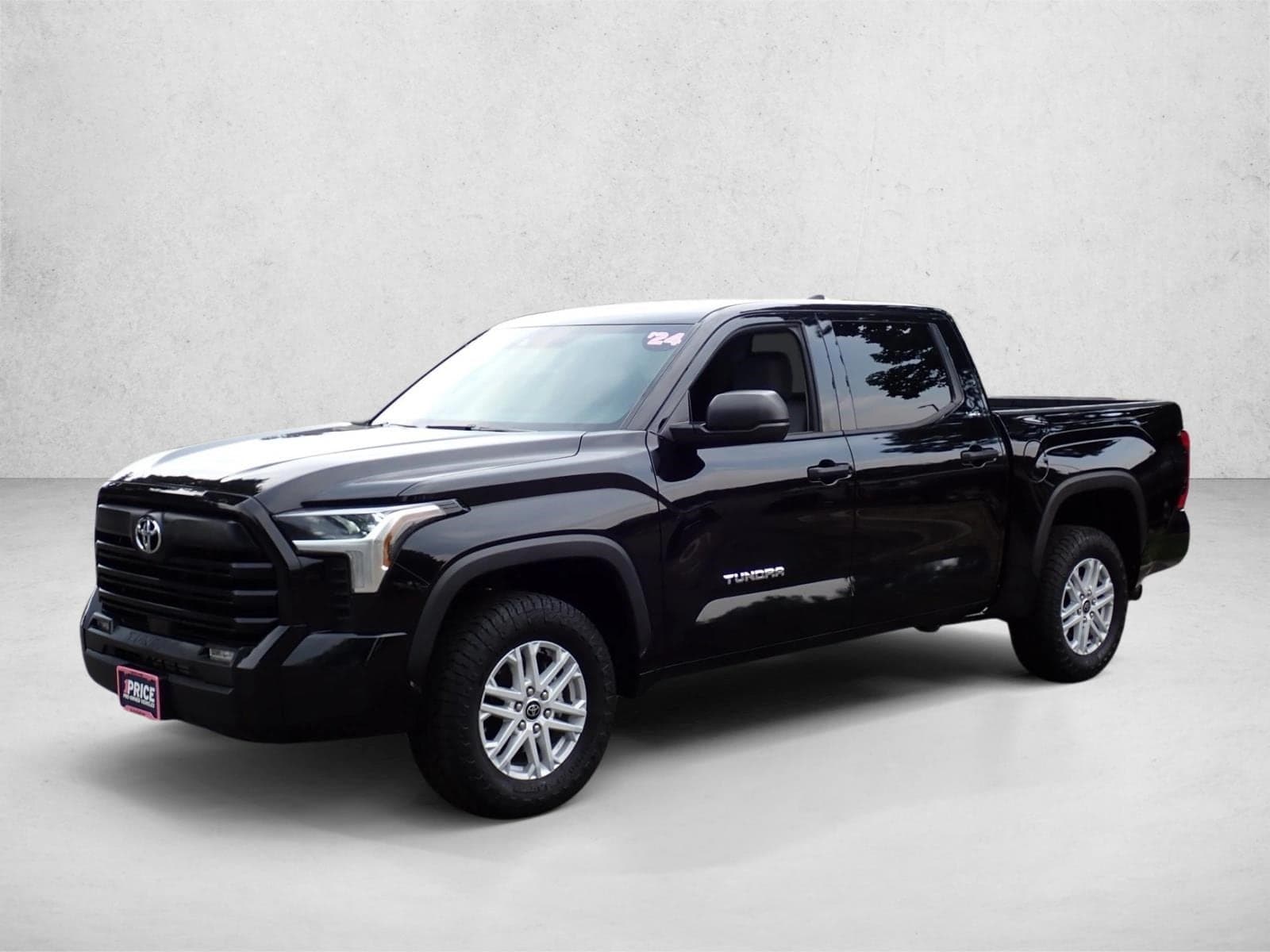 2024 Toyota Tundra SR5 — photo 1 of 22