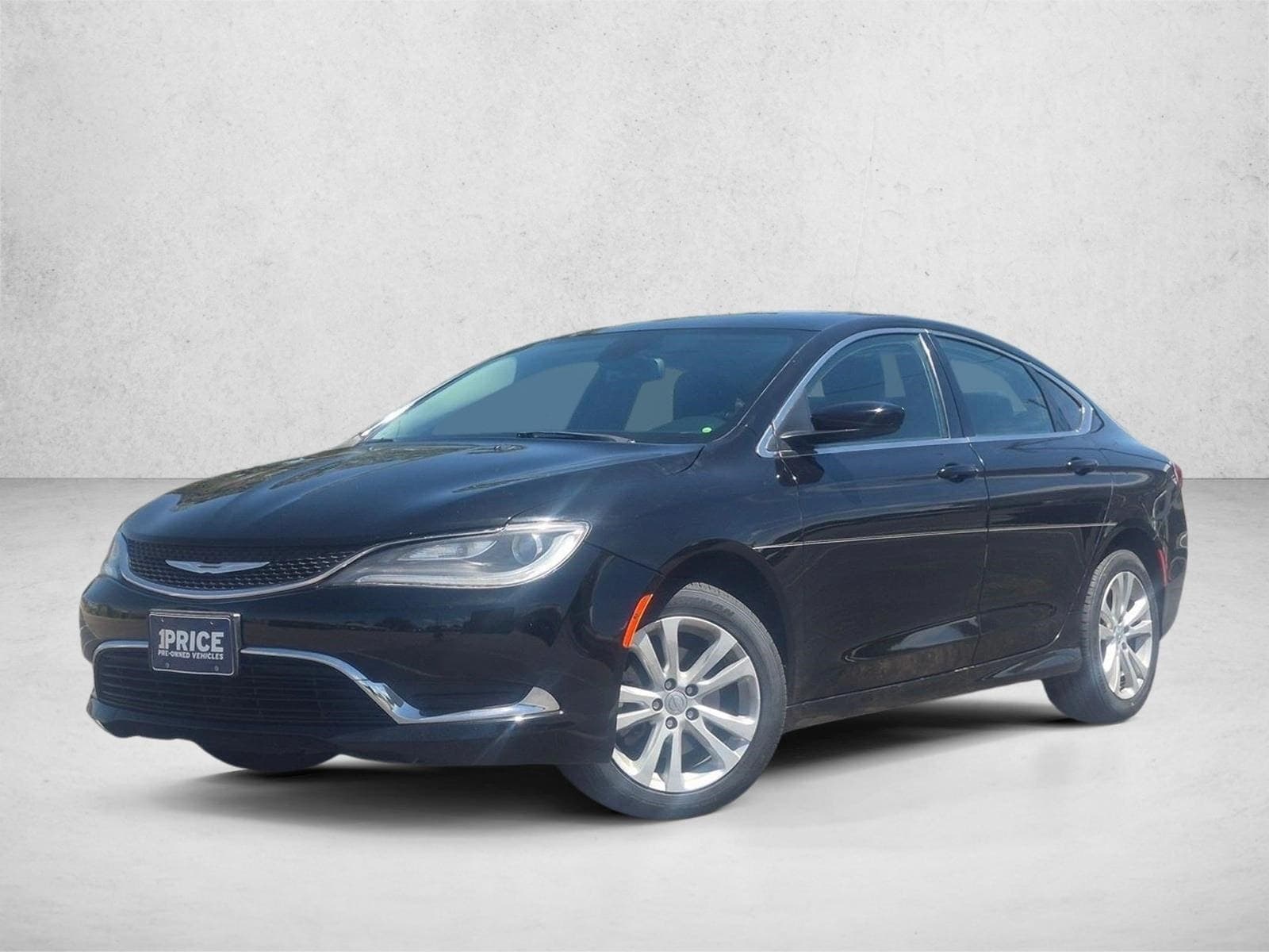 2016 Chrysler 200 Limited — photo 1 of 24