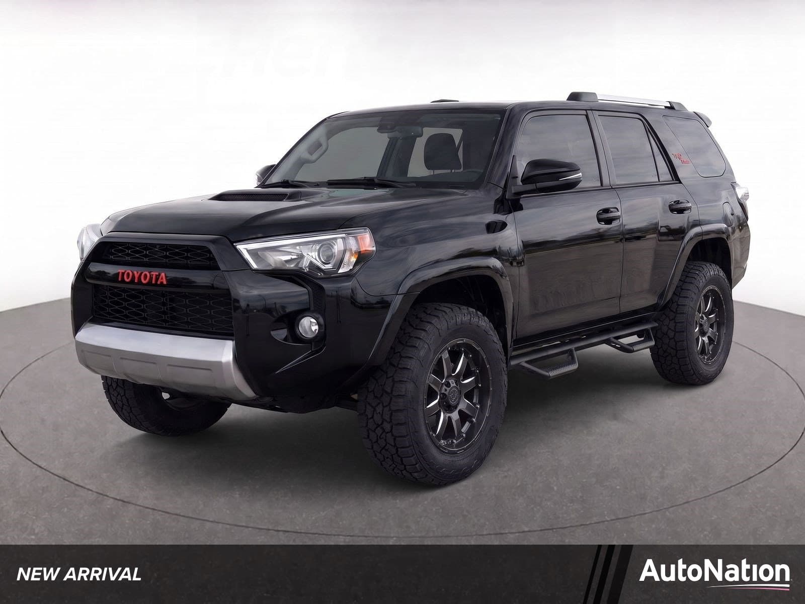 2018 Toyota 4Runner TRD Off Road Premium — photo 1 of 30