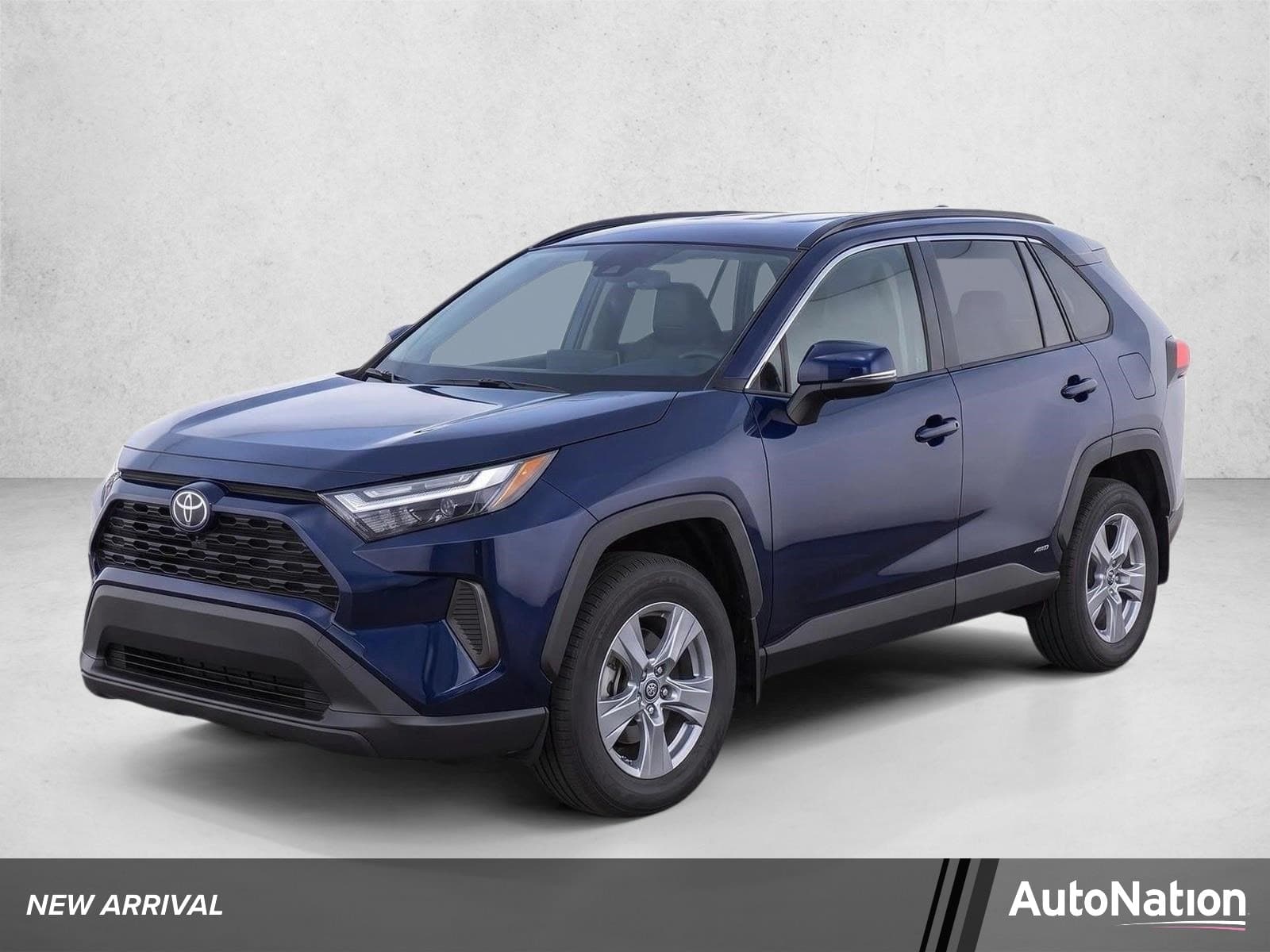 2025 Toyota RAV4 Base — photo 1 of 15