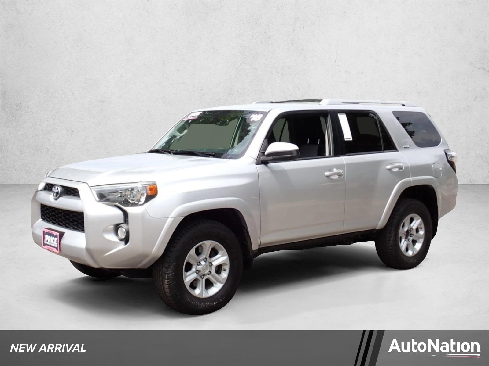 2018 Toyota 4Runner SR5 — photo 1 of 25
