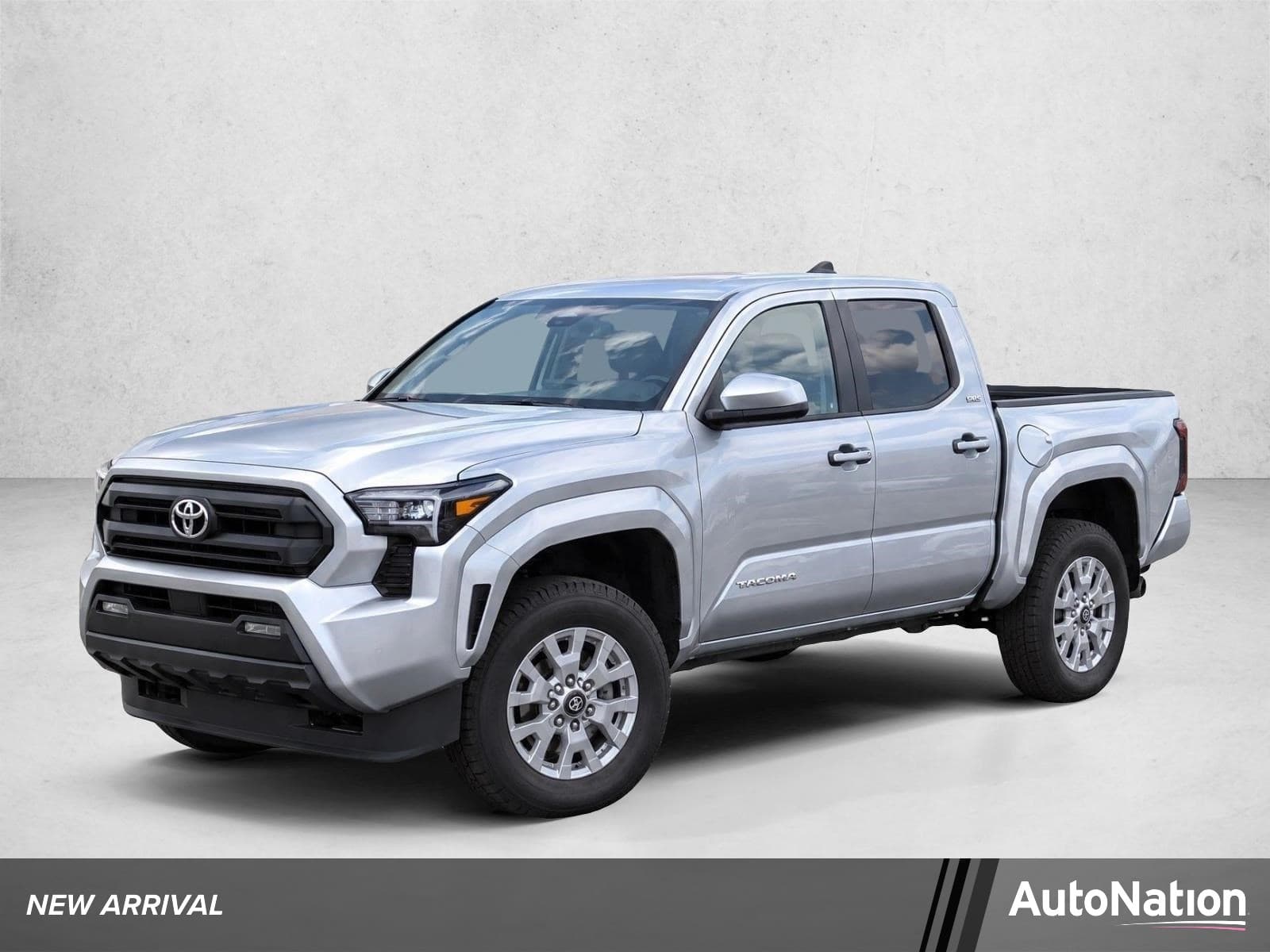 2025 Toyota Tacoma 4WD SR5 — photo 1 of 15