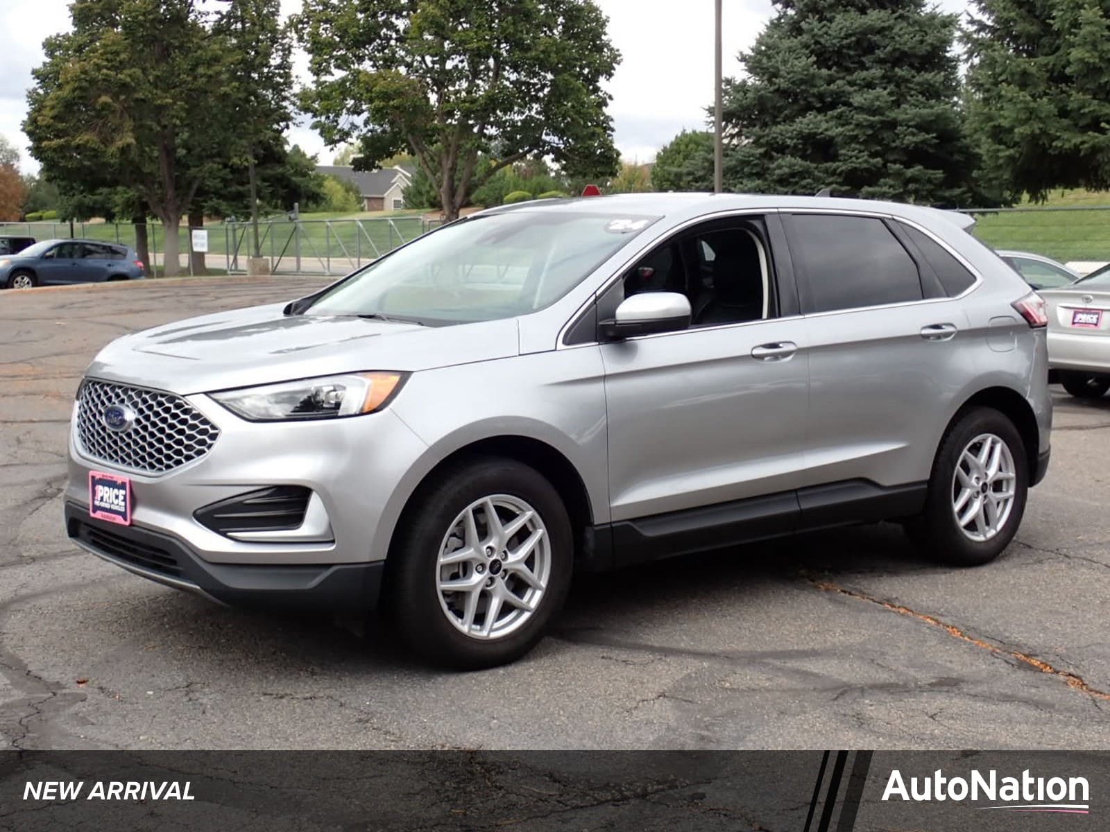 2024 Ford Edge SEL — photo 1 of 22