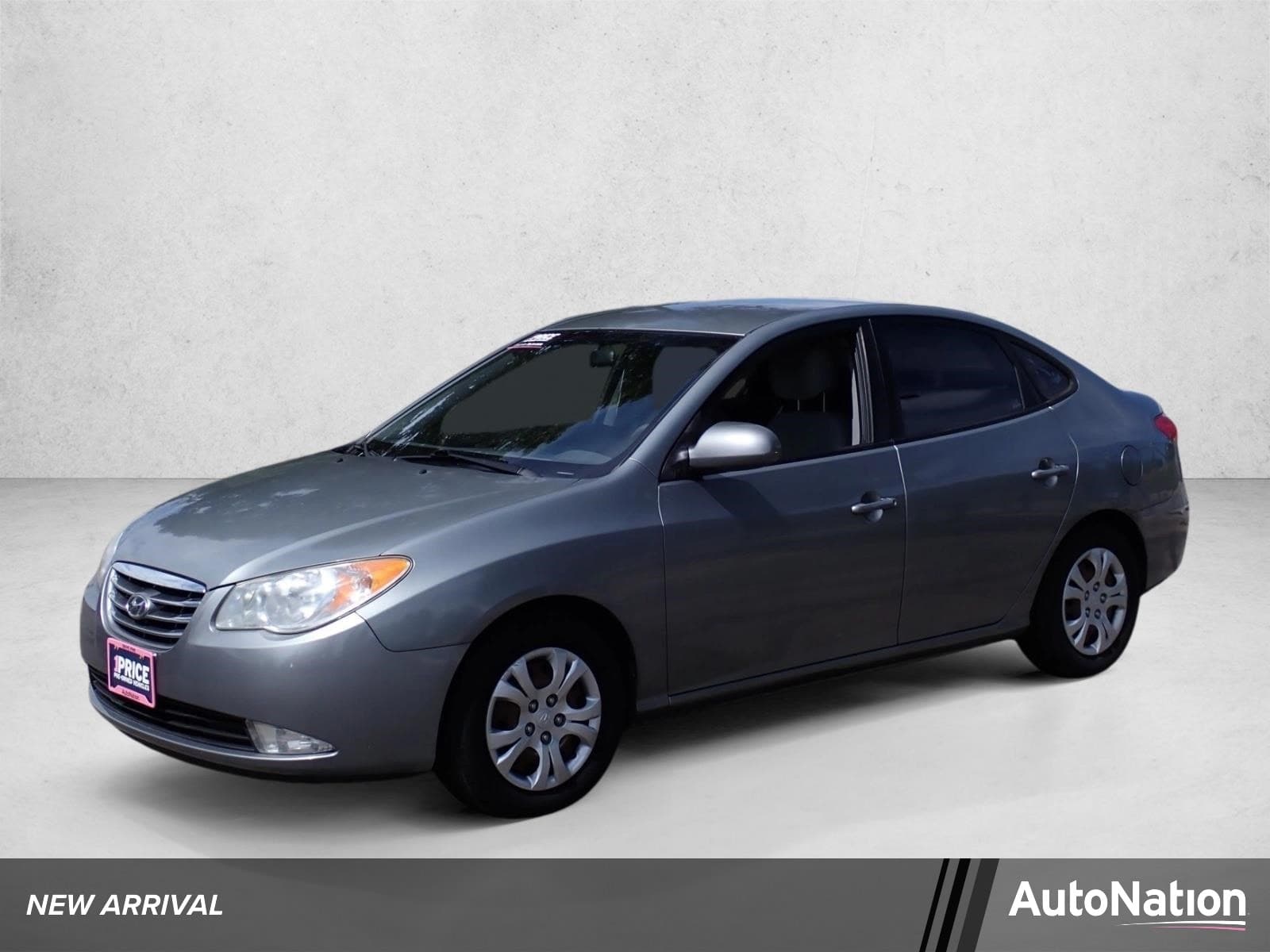 2010 Hyundai Elantra Base — photo 1 of 26