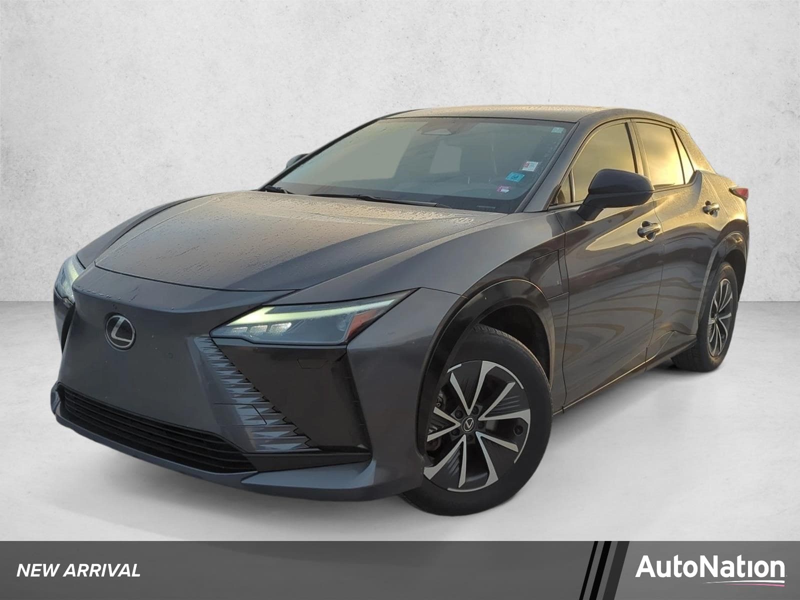2024 Lexus RZ Base — photo 1 of 25