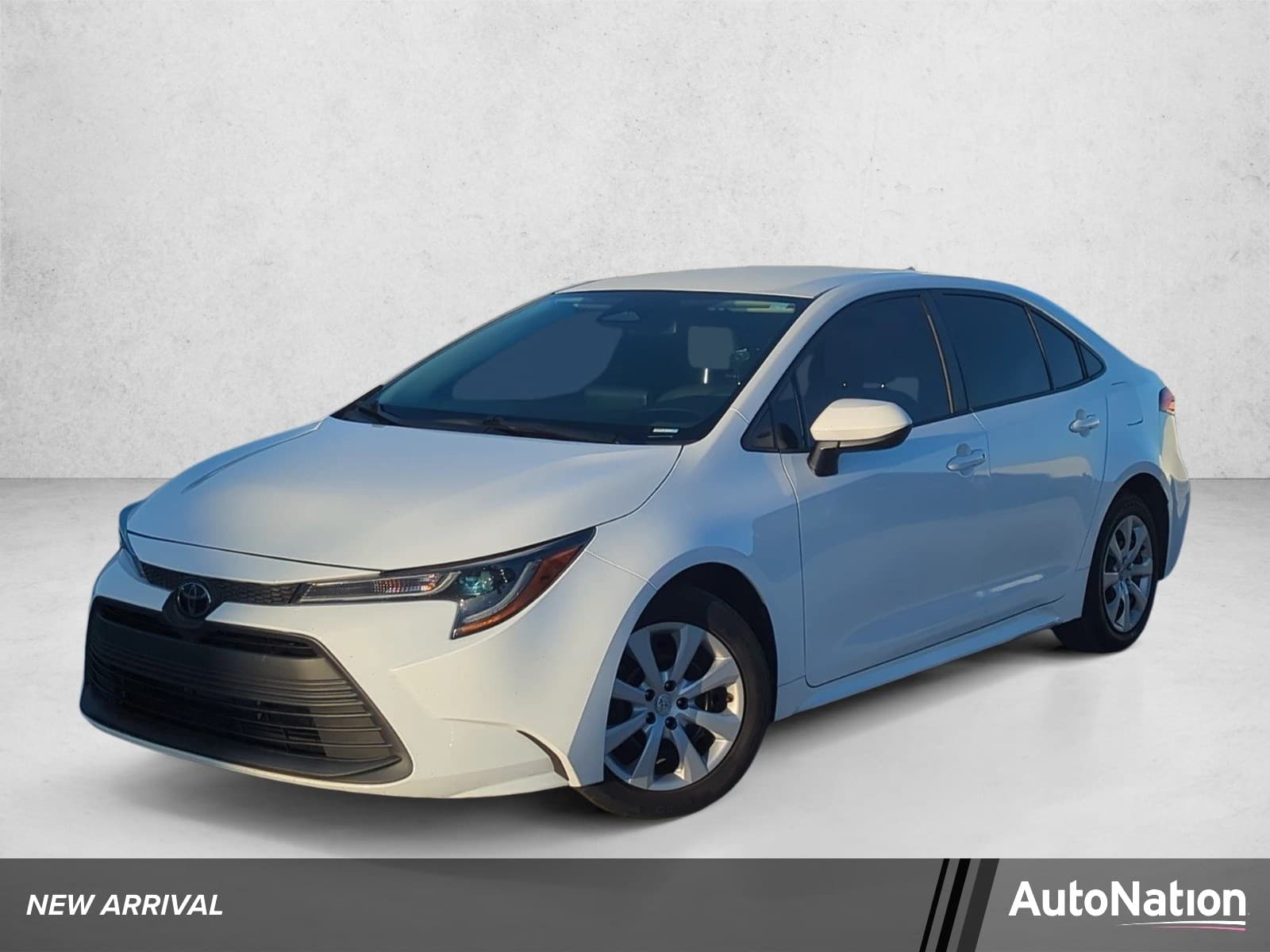 2024 Toyota Corolla LE — photo 1 of 23