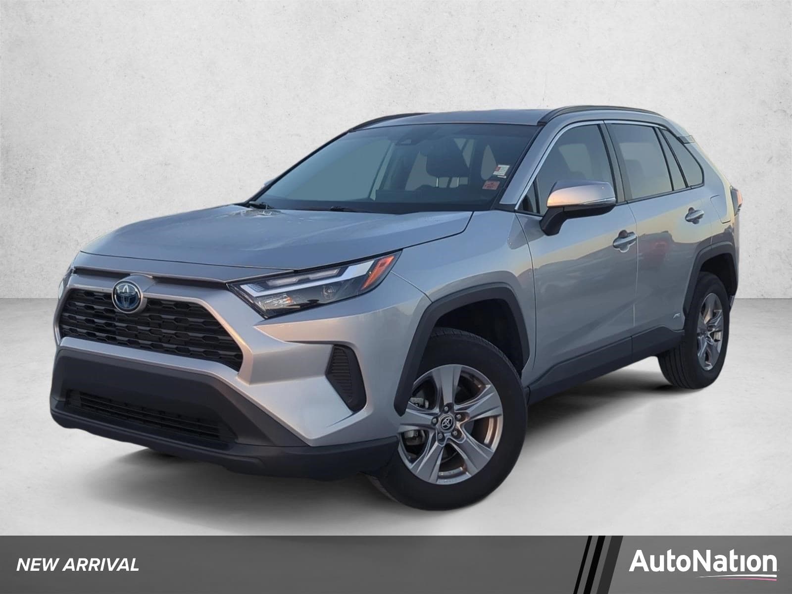 2024 Toyota RAV4 Base — photo 1 of 26