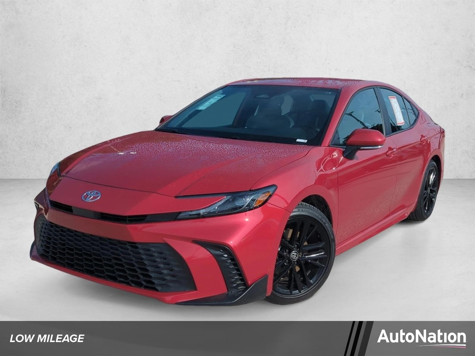 2026 Toyota Camry SE — photo 1 of 59