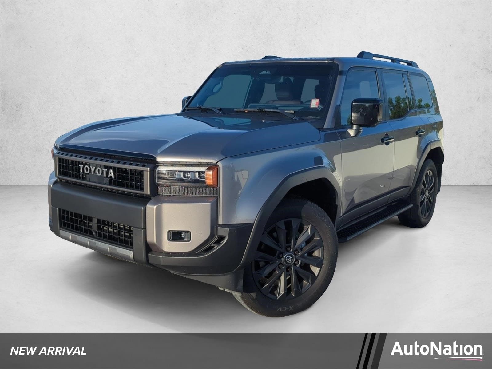 2025 Toyota Land Cruiser Base — photo 1 of 29