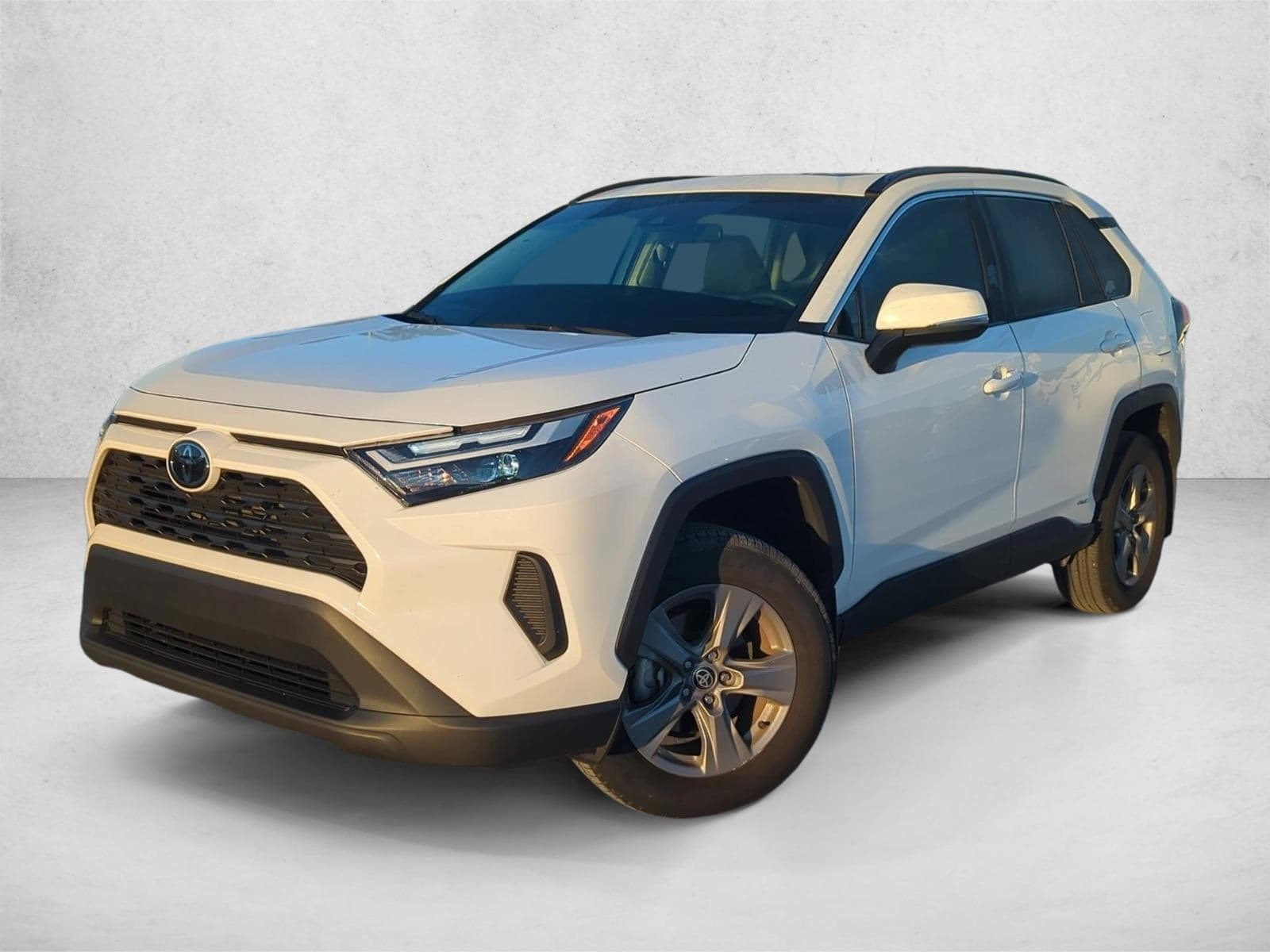 2025 Toyota RAV4 Base — photo 1 of 26