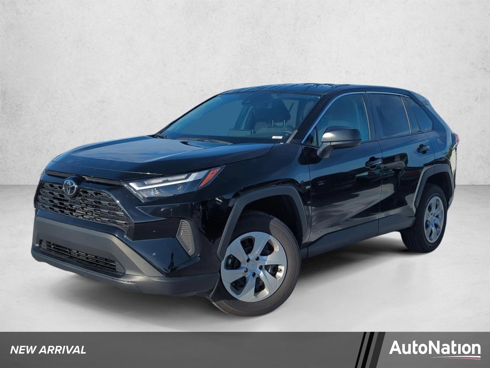 2024 Toyota RAV4 LE — photo 1 of 20