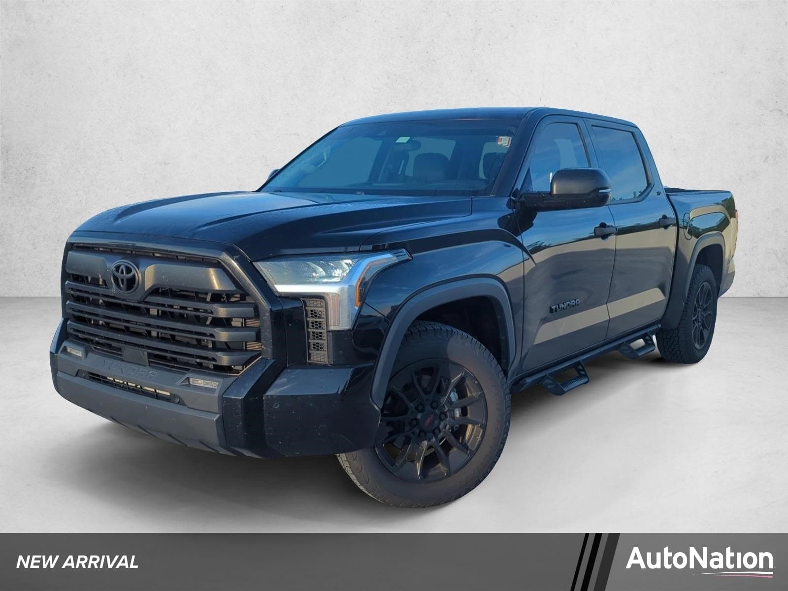 2022 Toyota Tundra 2WD Base — photo 1 of 18