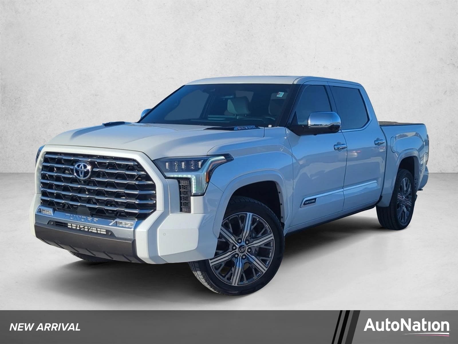 2023 Toyota Tundra 4WD Capstone Hybrid — photo 1 of 26