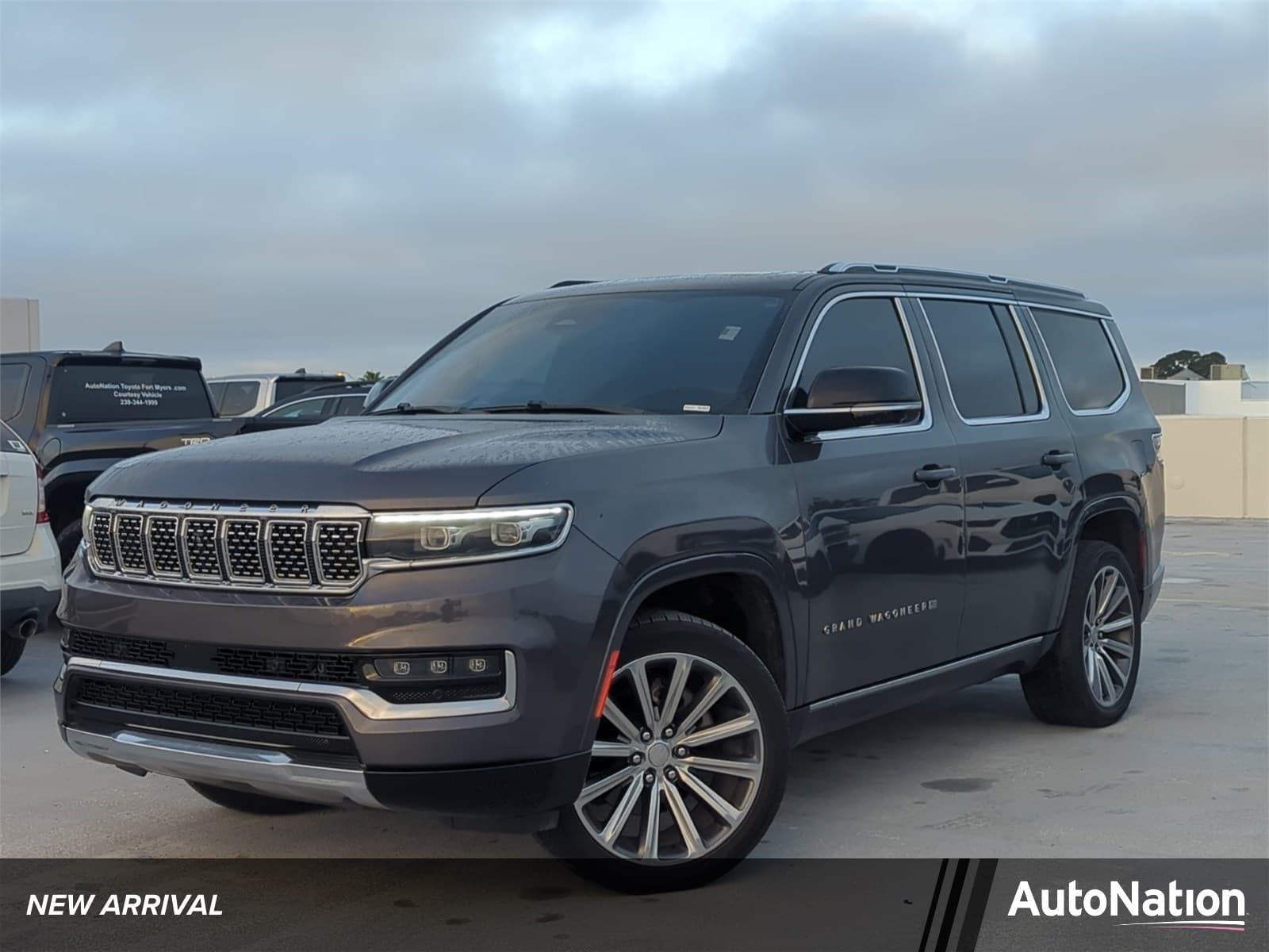 2023 Jeep Grand Wagoneer Series II — photo 1 of 22