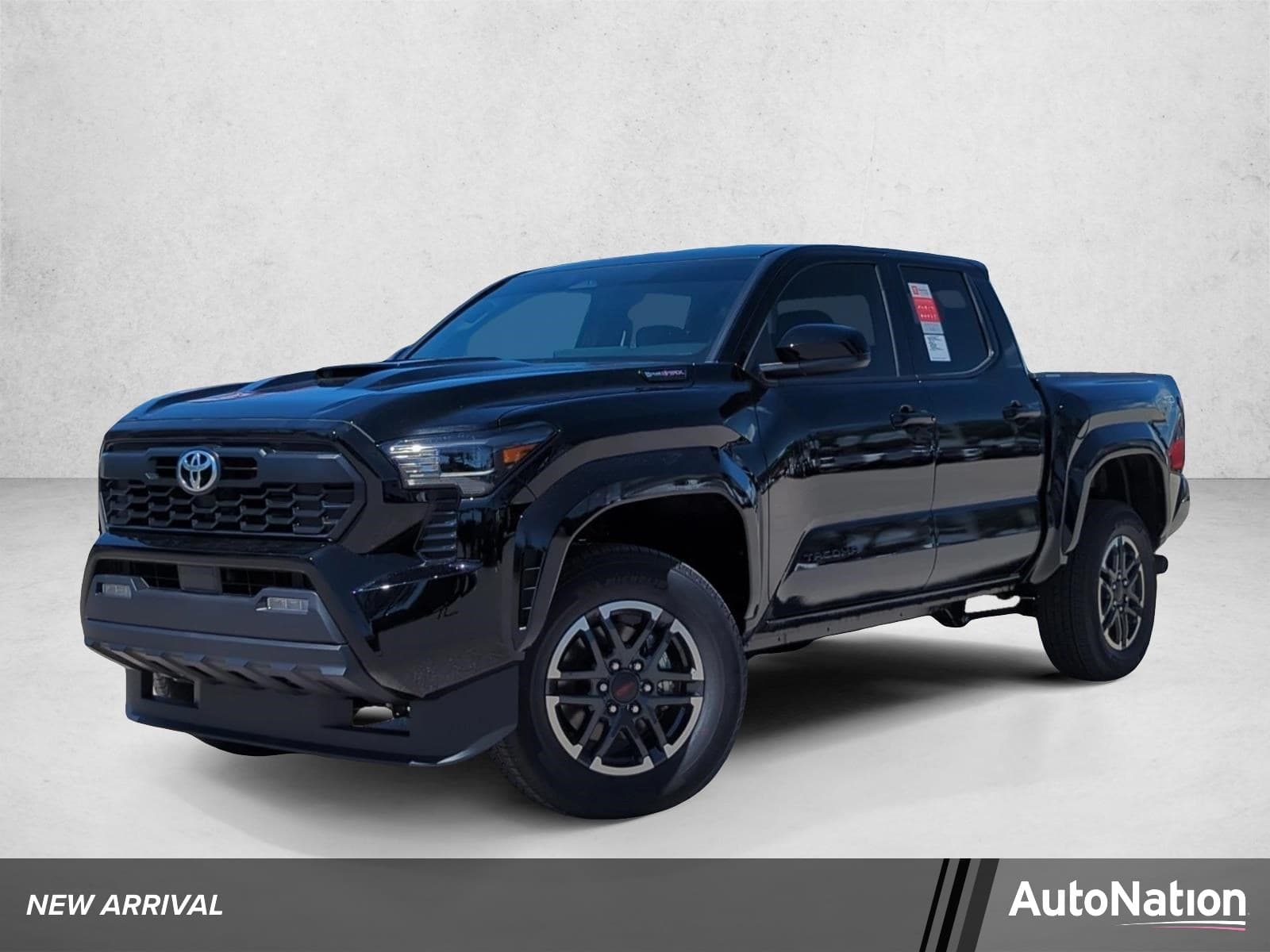 2025 Toyota Tacoma 4WD TRD Sport — photo 1 of 18