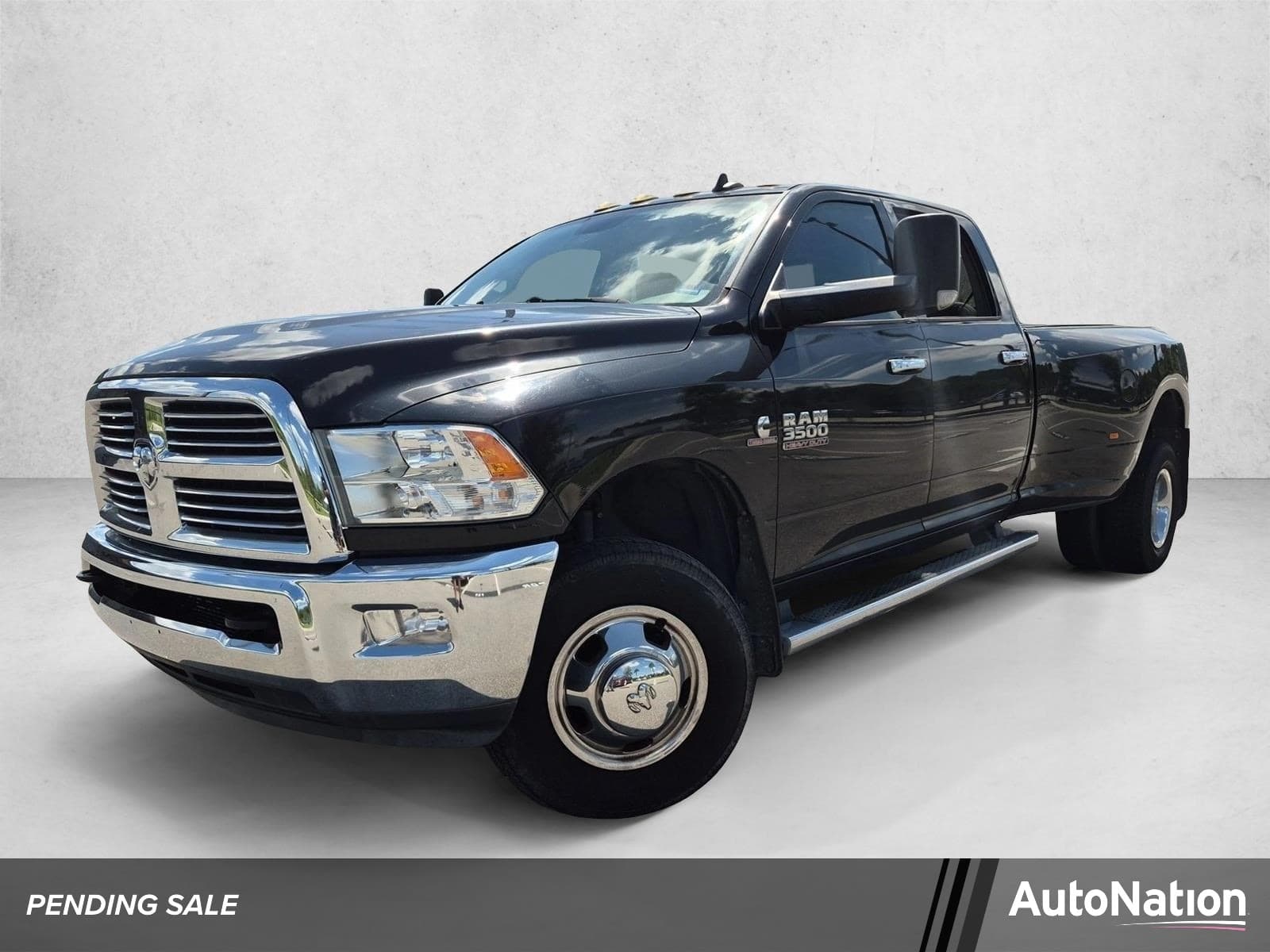 2017 RAM 3500 SLT — photo 1 of 15