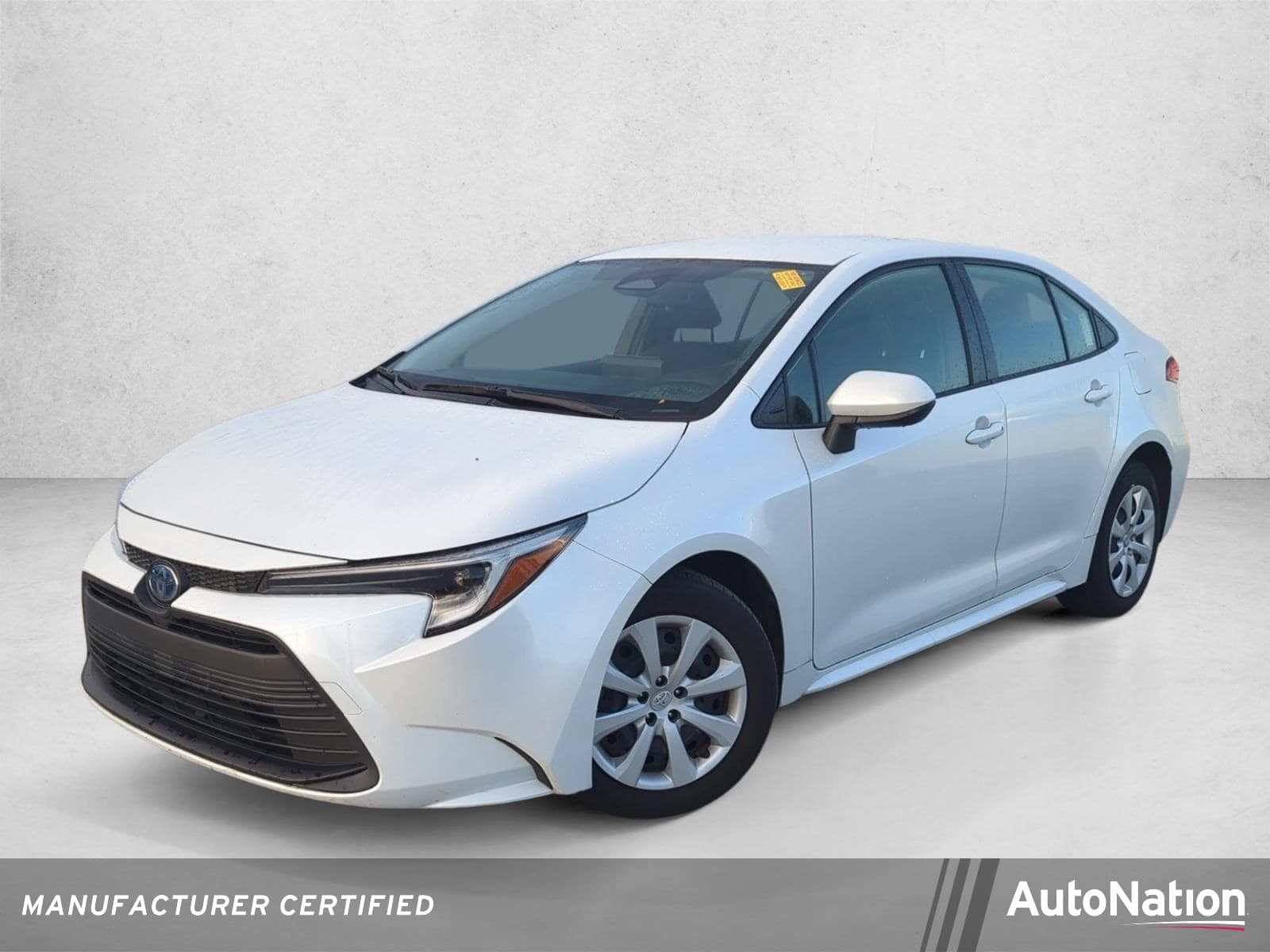 2024 Toyota Corolla Hybrid LE — photo 1 of 20