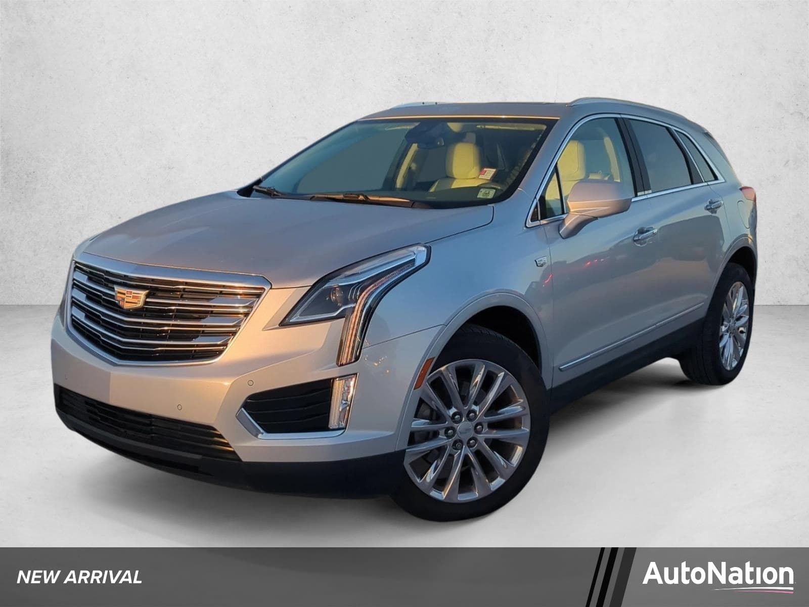 2019 Cadillac XT5 Base — photo 1 of 28