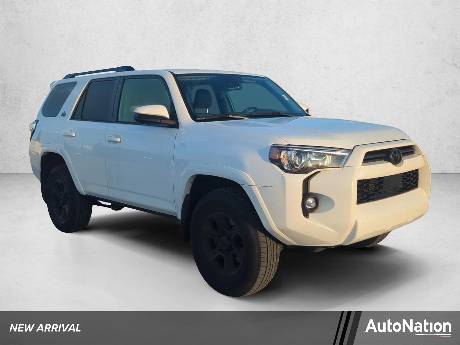 2024 Toyota 4Runner SR5 — photo 1 of 25