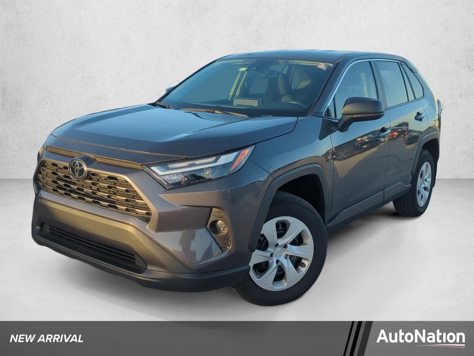 2025 Toyota RAV4 LE — photo 1 of 27