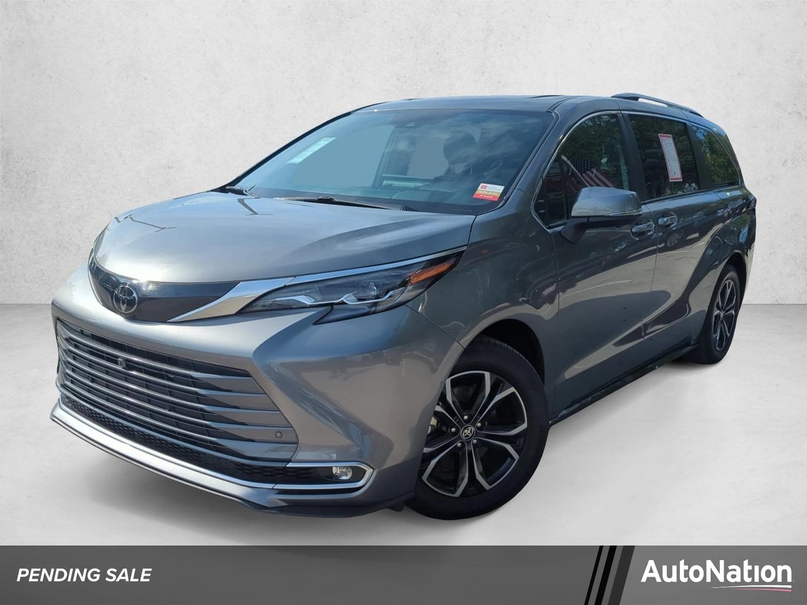 2026 Toyota Sienna Platinum — photo 1 of 27