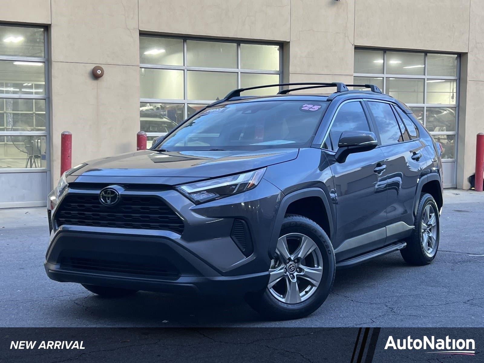 2025 Toyota RAV4 XLE — photo 1 of 30