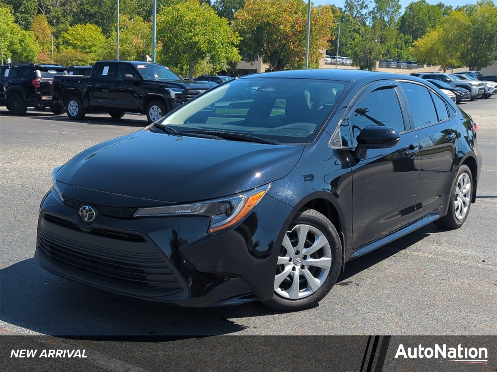 2025 Toyota Corolla LE — photo 1 of 30