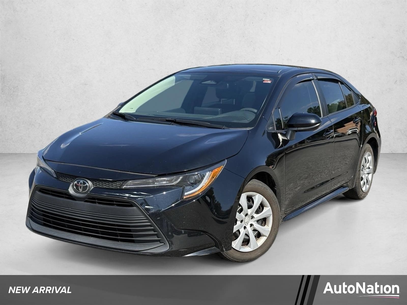 2025 Toyota Corolla LE — photo 1 of 30