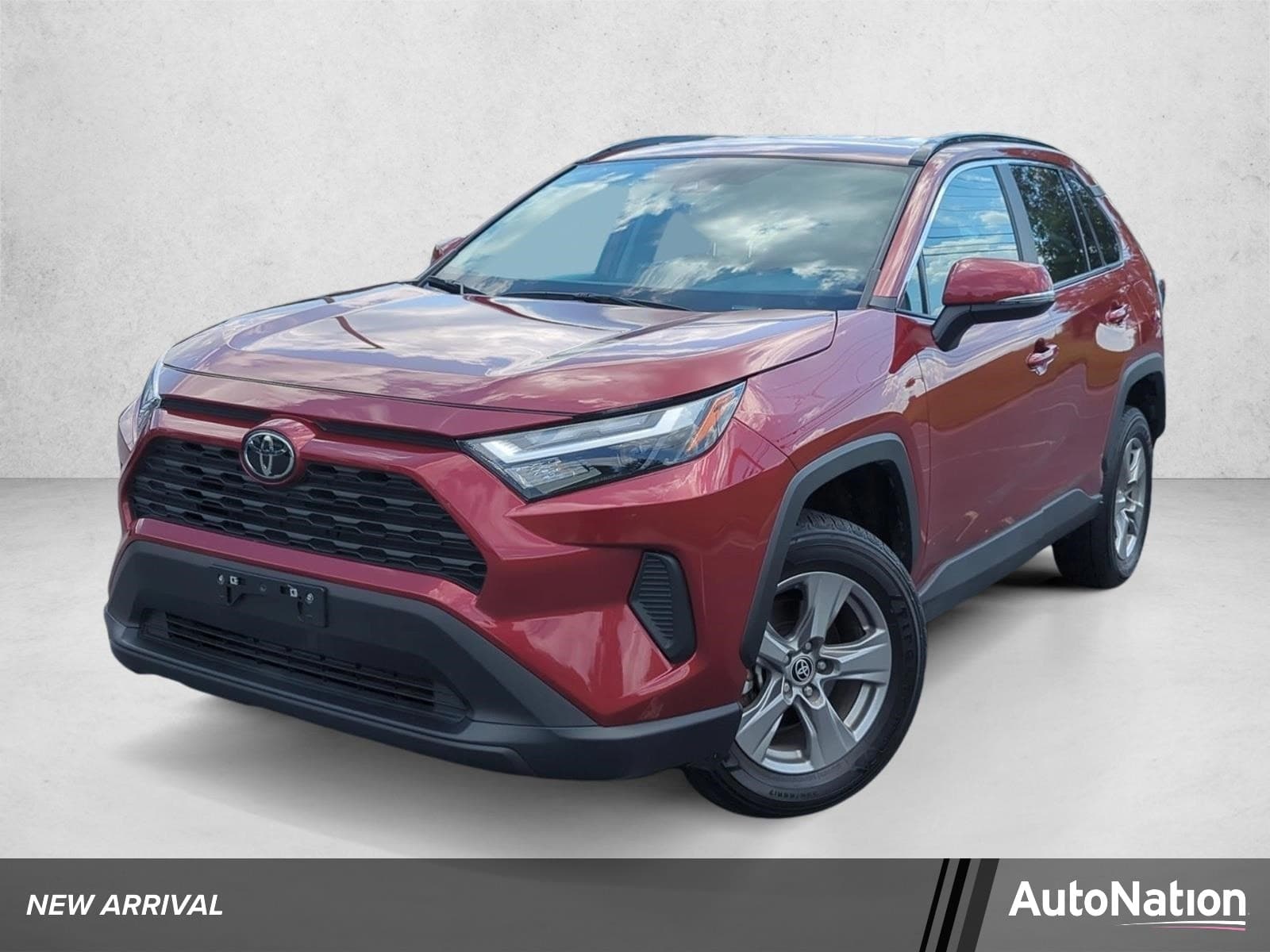 2025 Toyota RAV4 XLE — photo 1 of 30