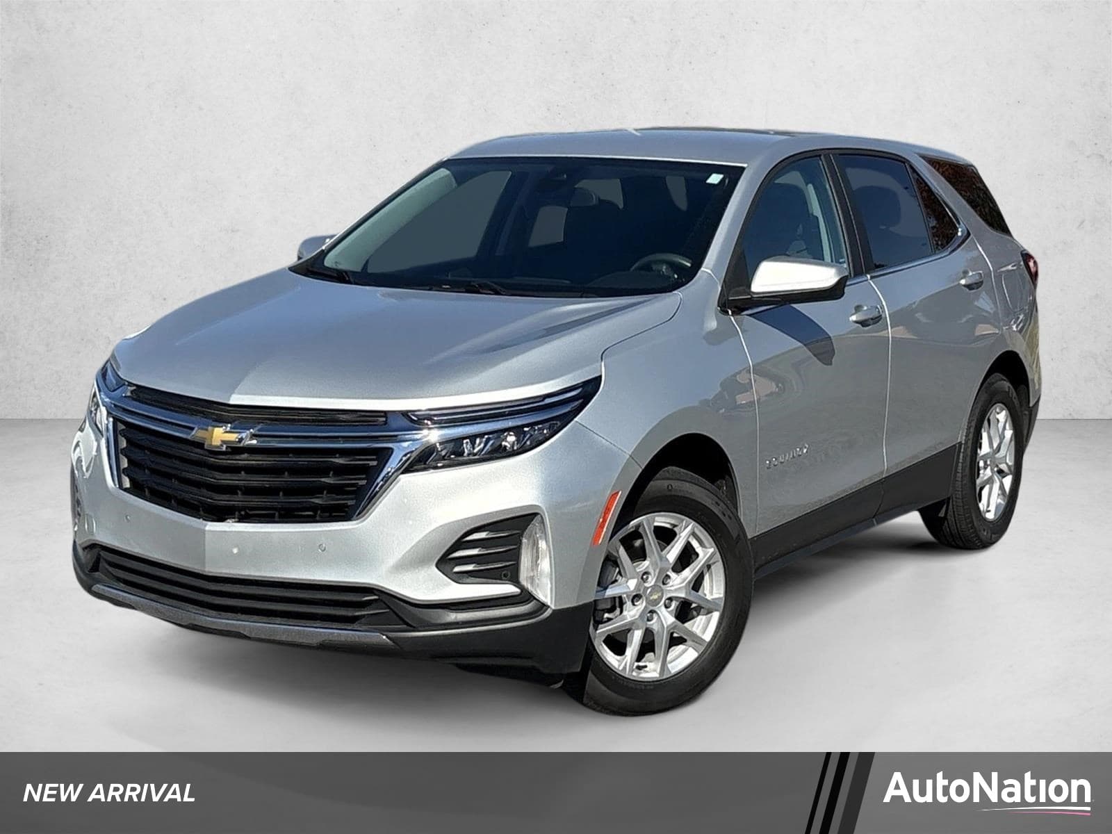2022 Chevrolet Equinox Base — photo 1 of 30