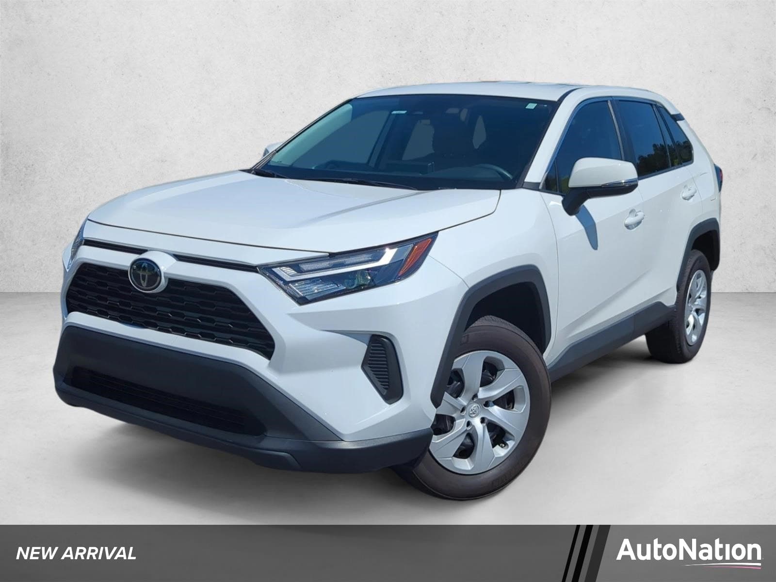 2024 Toyota RAV4 LE — photo 1 of 30
