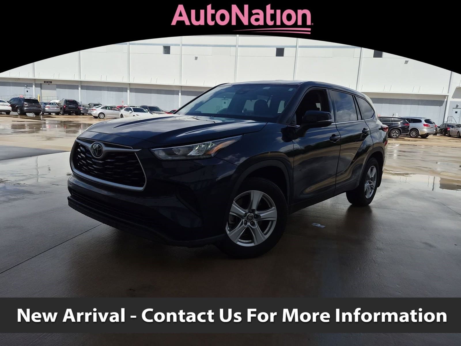 2020 Toyota Highlander L — photo 1 of 15